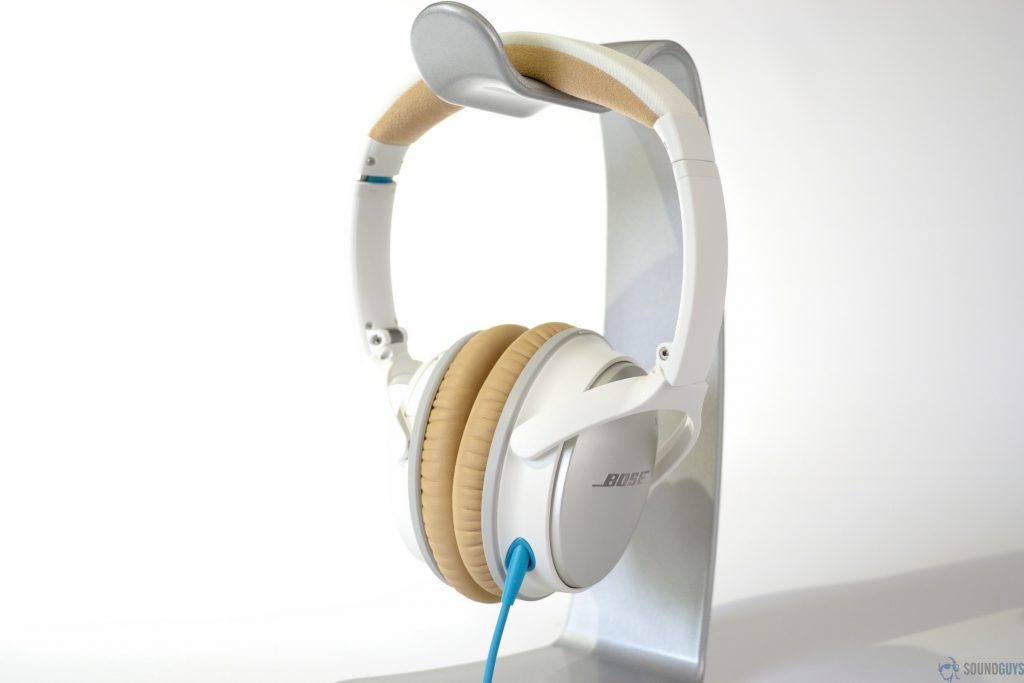 Best Buy headphones: image of Bose QuietComfort 35 on headphone stand.