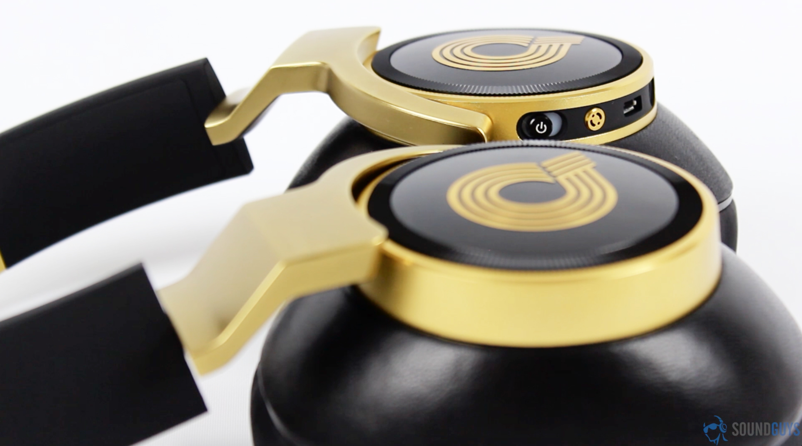 Akg n90q deals