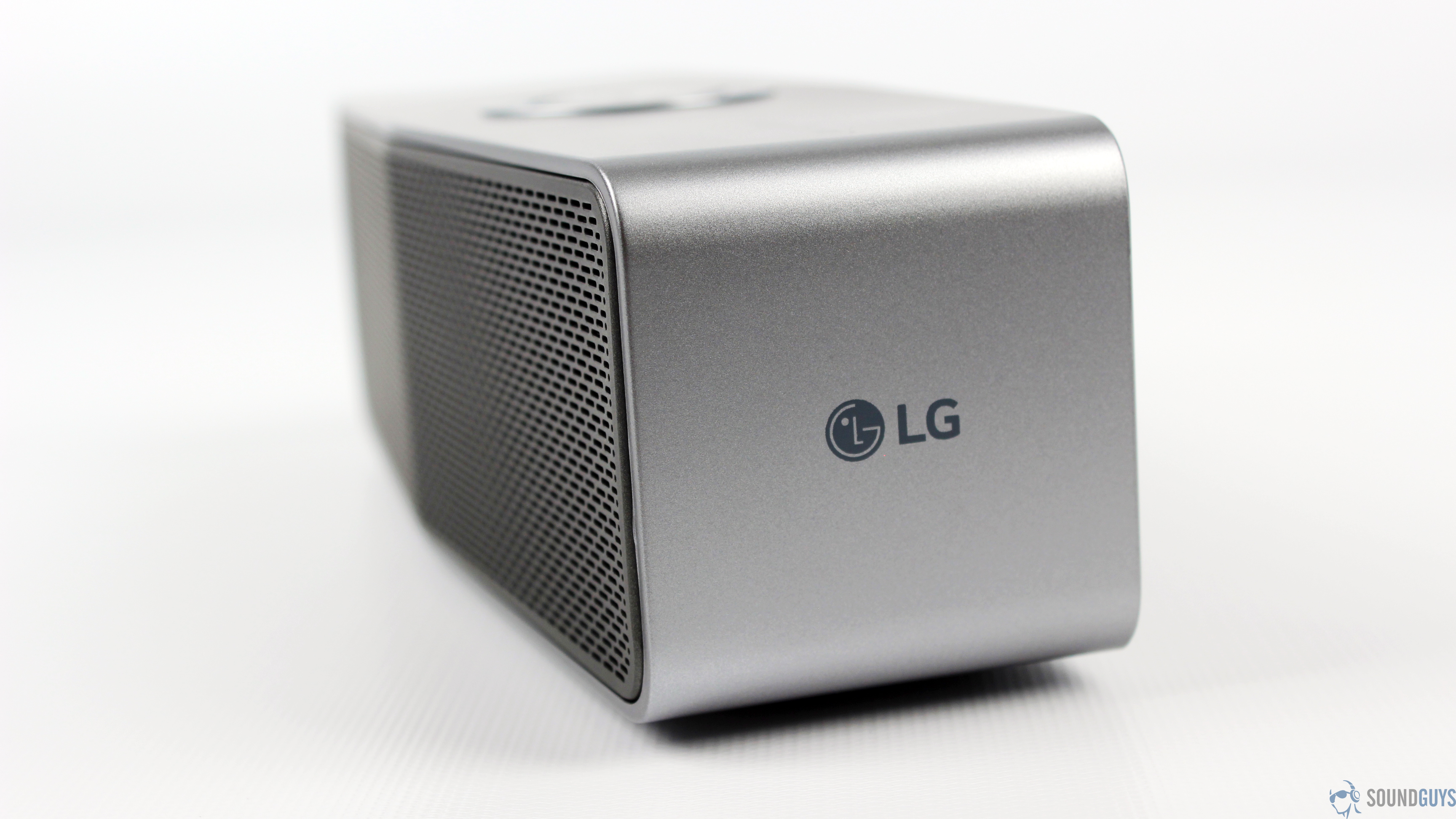 LG Music Flow P74