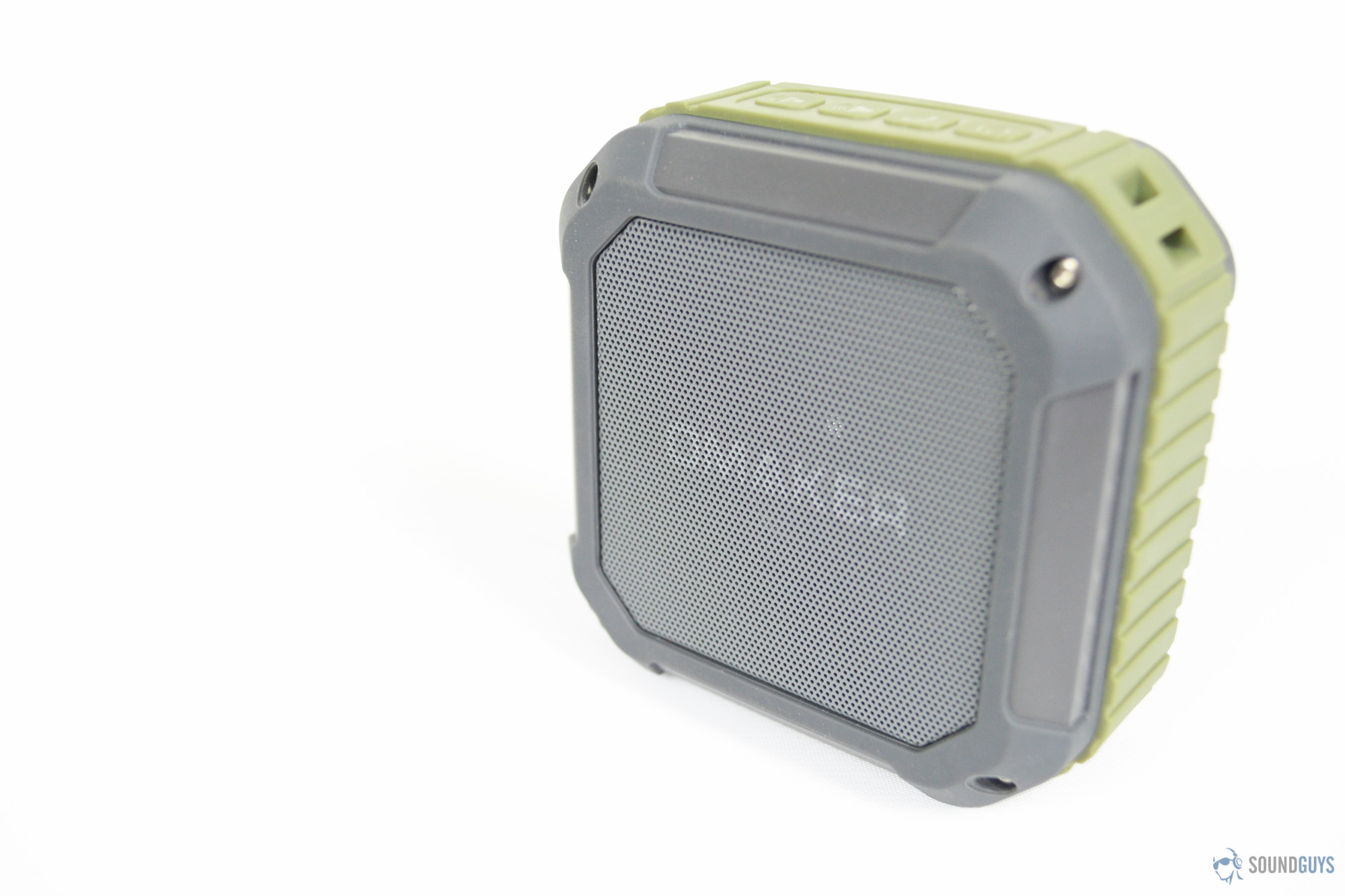 Outfitted with a 5 watt driver and the ability to swap between three EQ modes, the Omaker M4 is a versatile, affordable option. Pictured: The speaker at an agle to show off the grille and Omaker-branding on a white background.