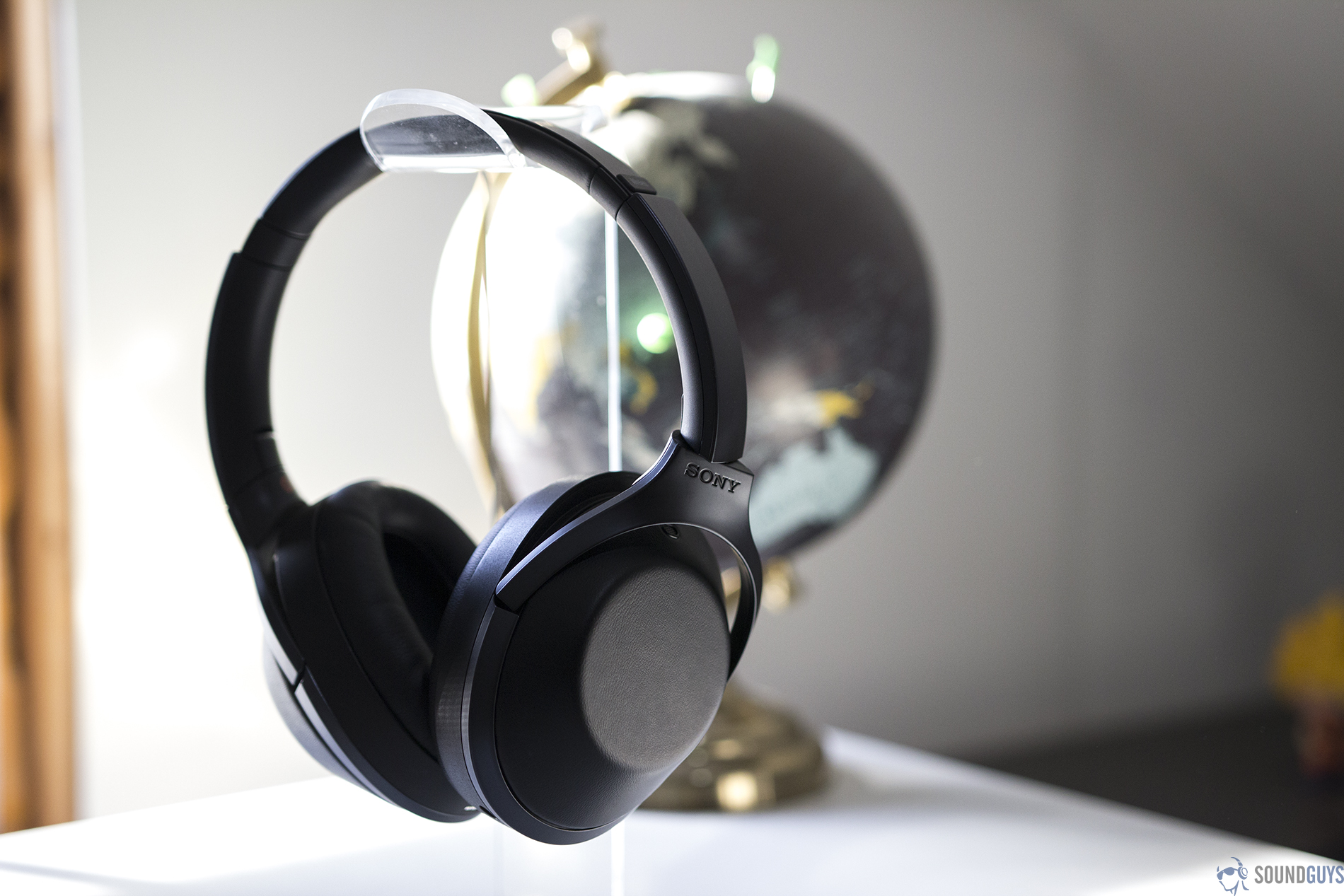 sony-mdr-1000x4