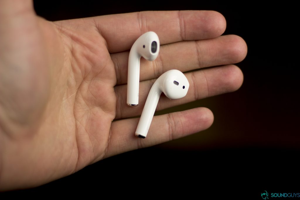 Contrary to the all-plastic construction, the Airpods are durable. Pictured: The Apple Airpods in the hand.