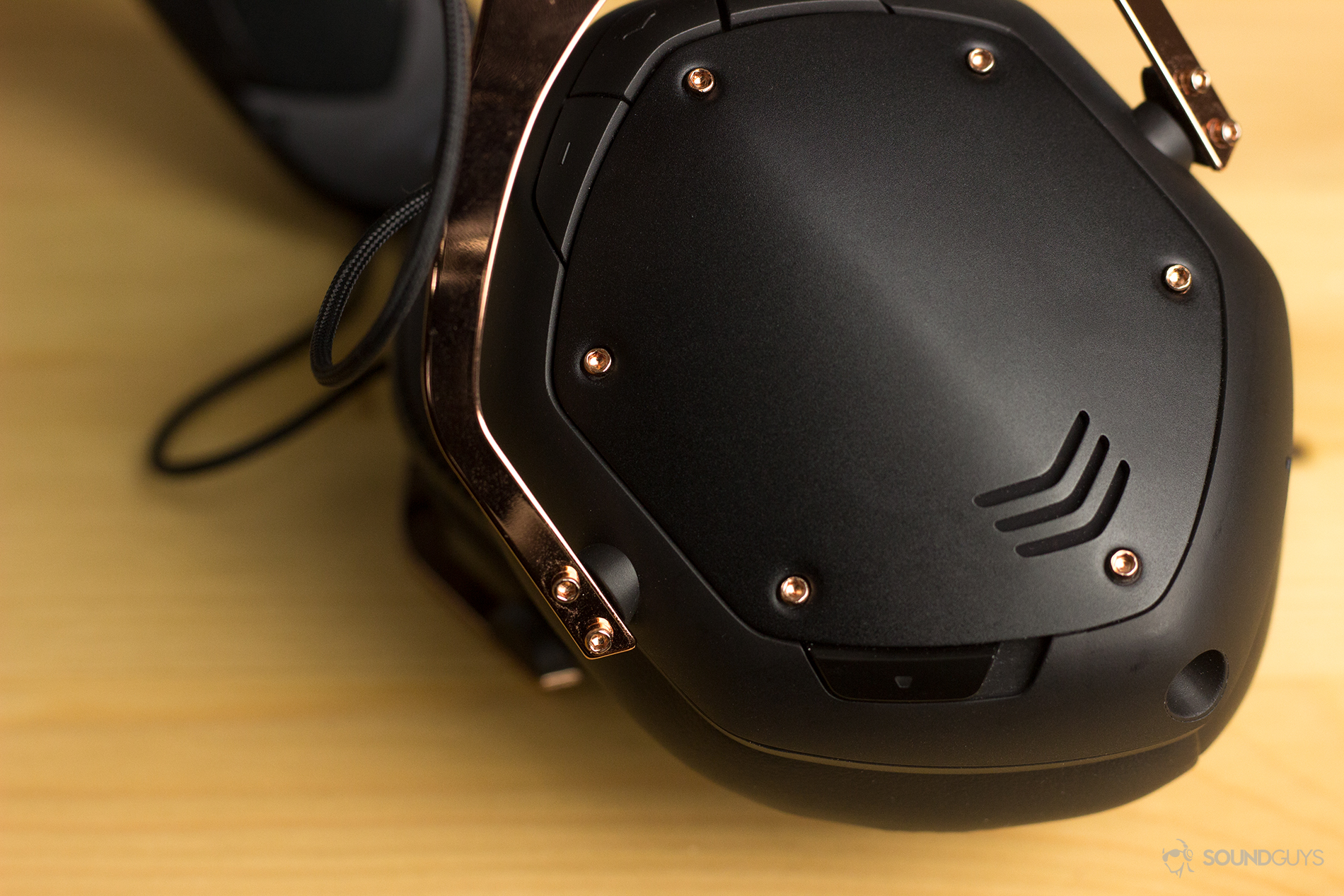 A close-up of the Crossfade 2 ear cup.