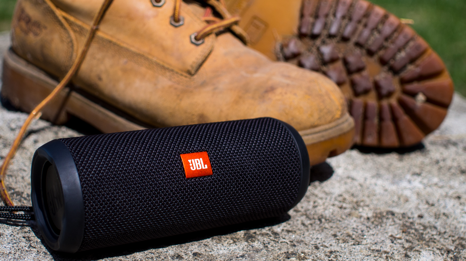 JBL Flip 3 review: Is it still worth the money? - SoundGuys