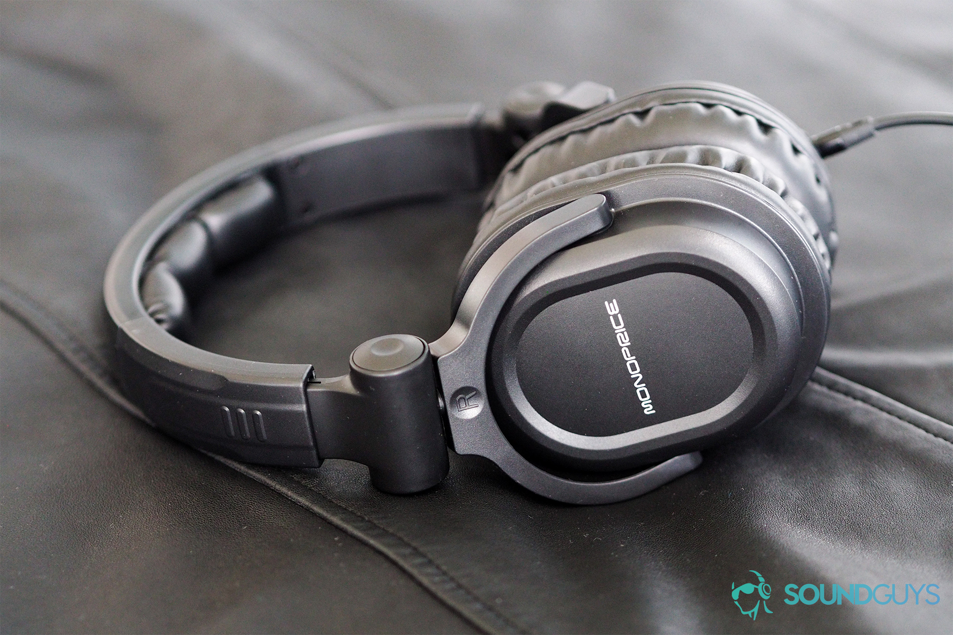 Monoprice 8323 Review - SoundGuys