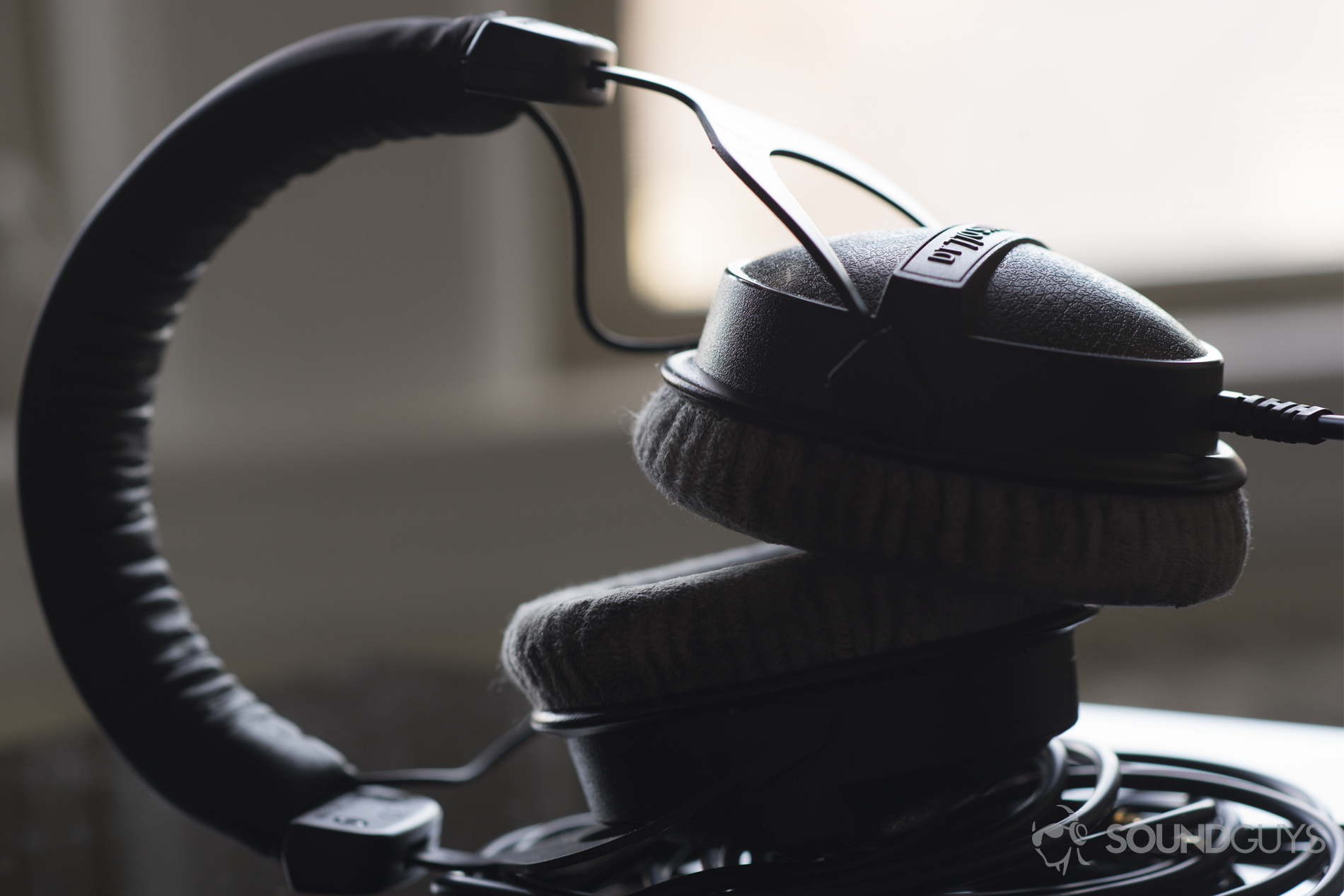 Beyerdynamic DT 770 Pro 80 ohm Closed-back Studio Mixing Headphones