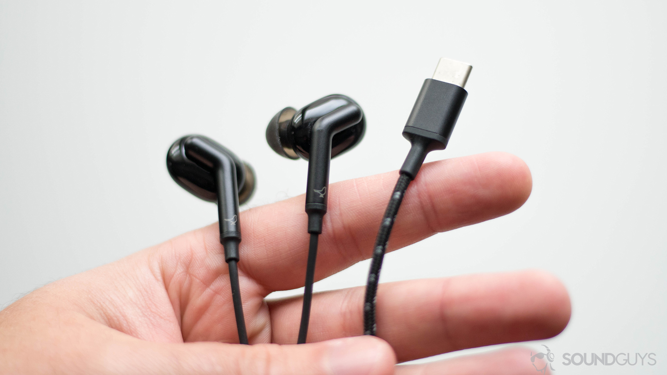 libratone-q-adapt-in-ear-usb-c-best-usb-c-in-hand A photo of the Libratone Q Adapt In-ear USB-C.