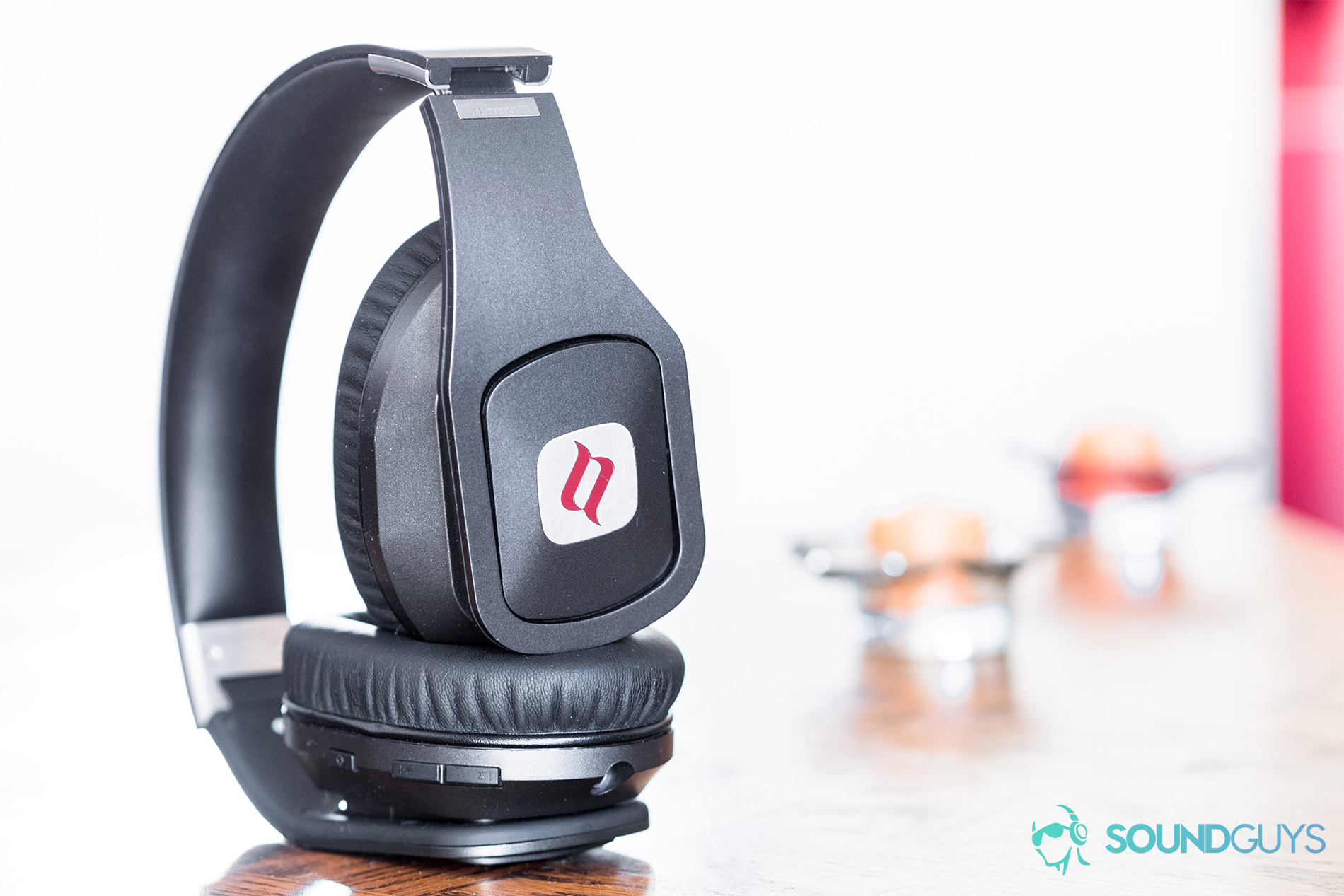 Noontec Hammo TV Bluetooth Wireless Headphones Comfortable Stream Over-ear