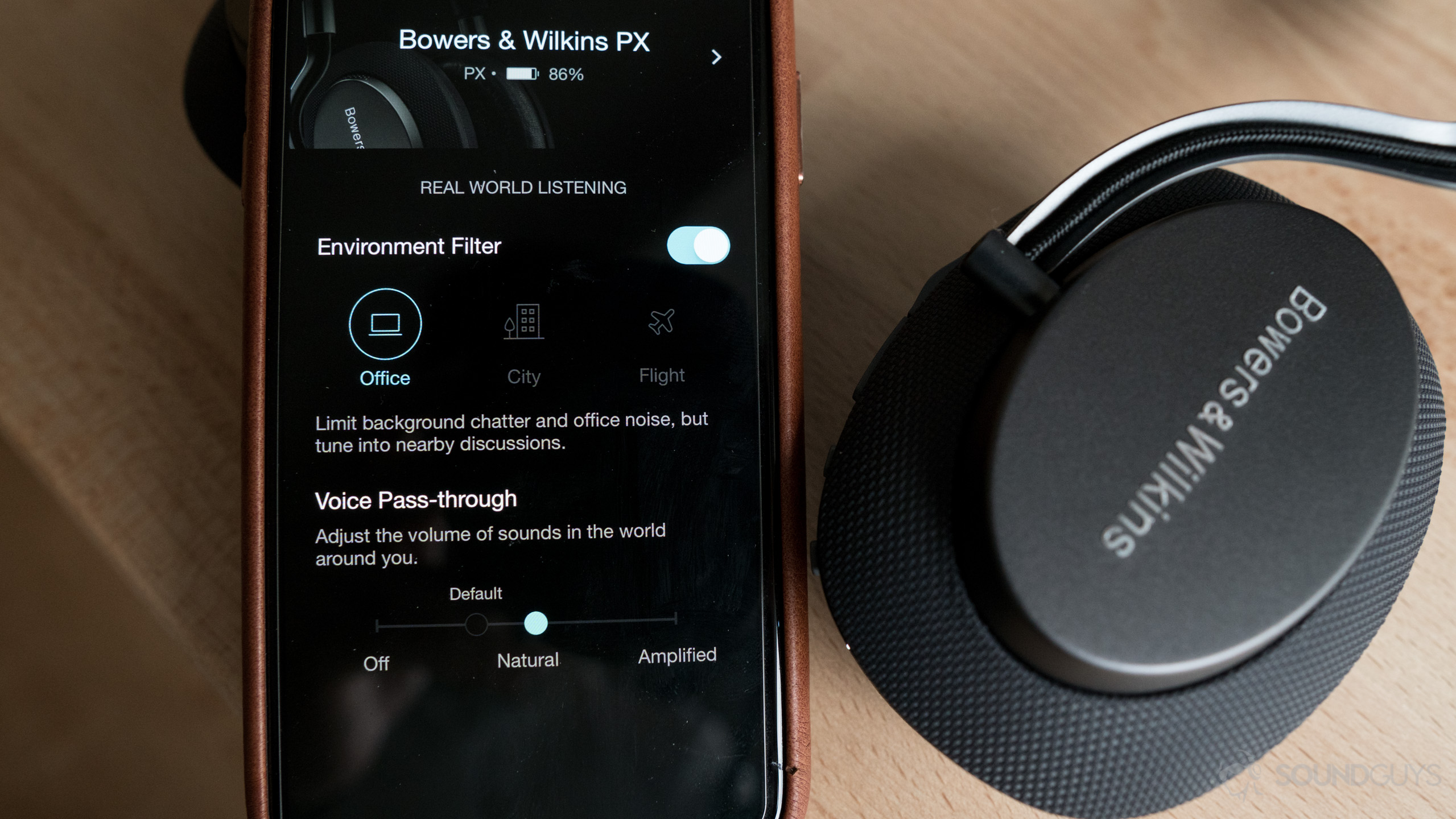 Bowers & Wilkins P5-11 The app gives you control over the ANC