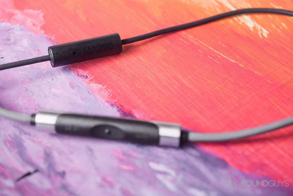 RHA MA390 review: The RHA MA390 one-button mic next to the MA750i three-button in-line mic and remote.