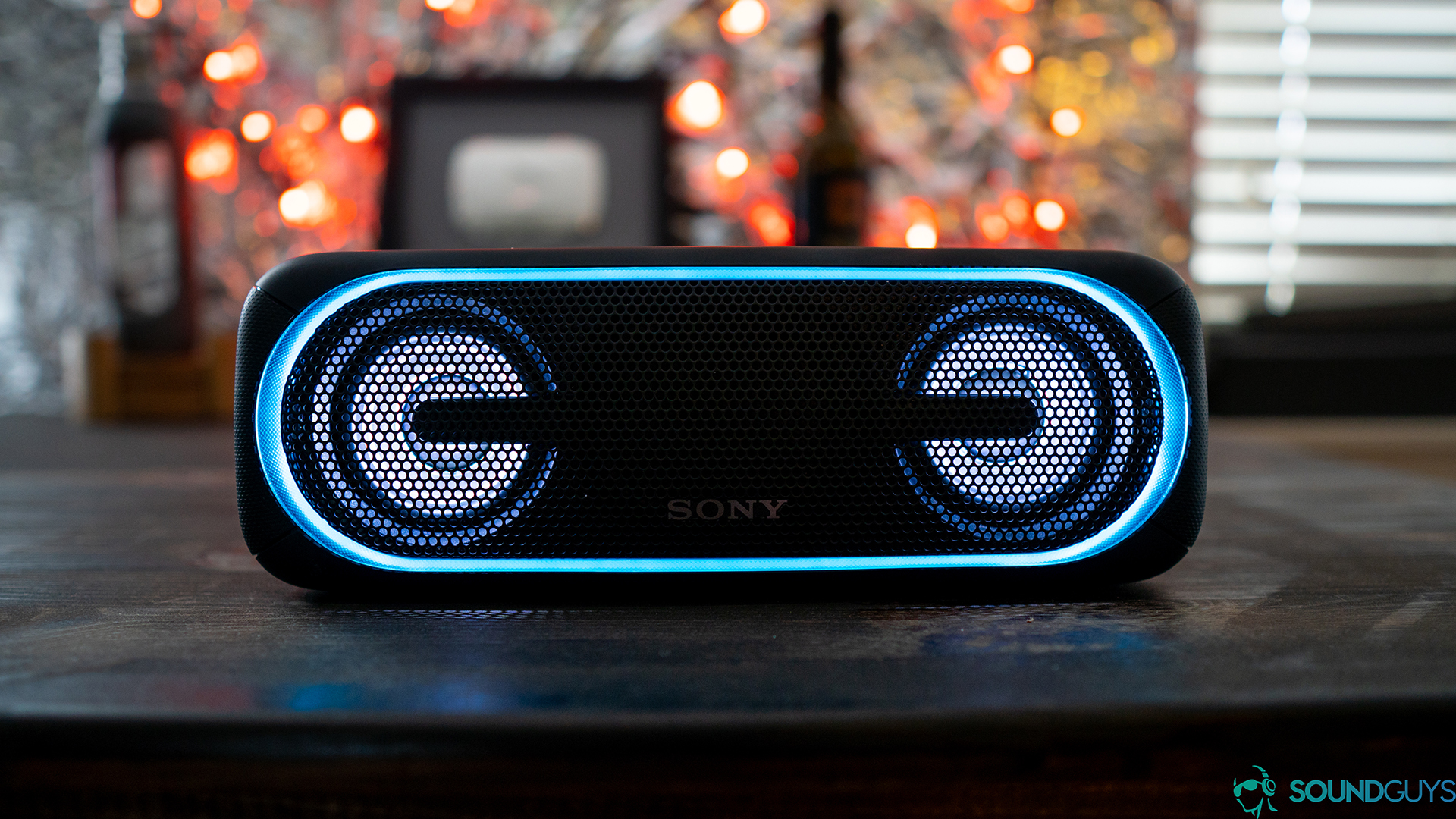Sony SRS-XB40-1 Sony SRS-XB40: The front of the SRS-XB40