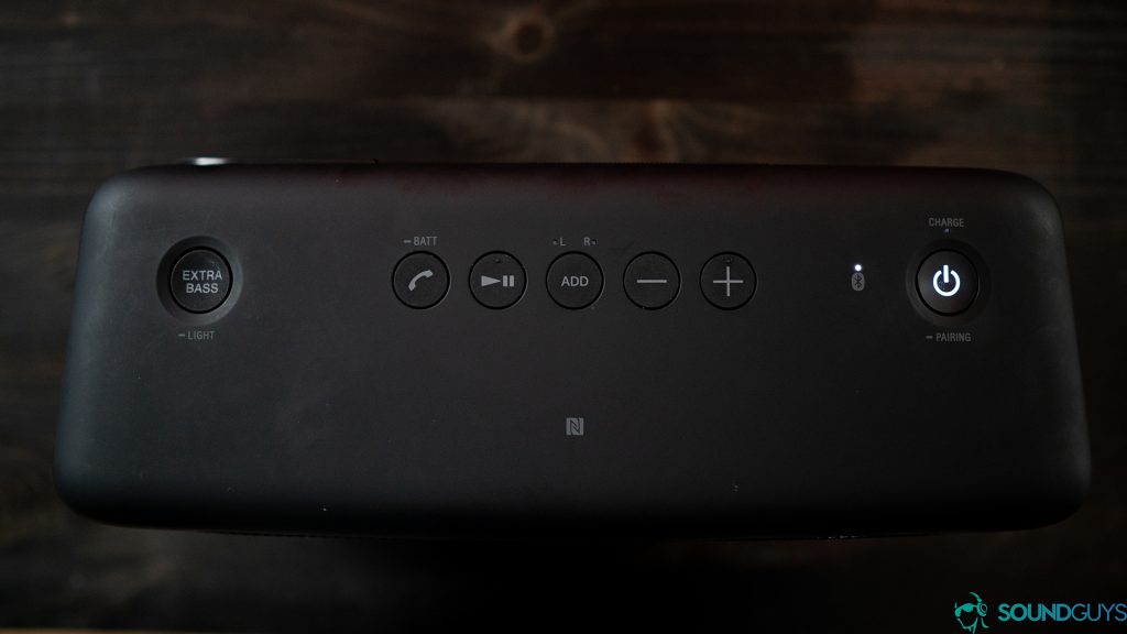 Sony SRS-XB40: A top-down shot of the speaker.
