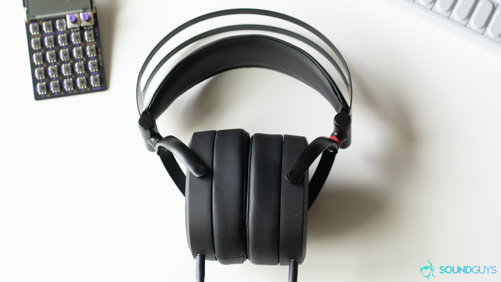 ADV.Sound GT-R review: The GT-R headphones from the front. 