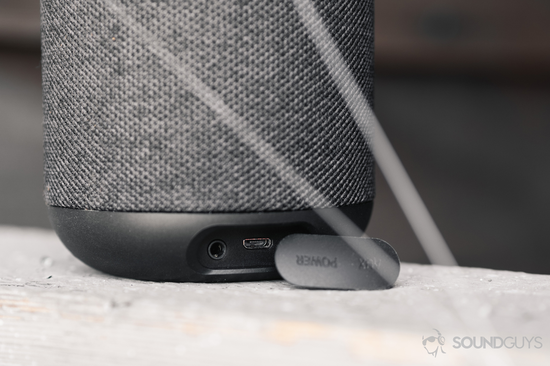 Anker Soundcore Motion Q review: A close-up of the two inputs.