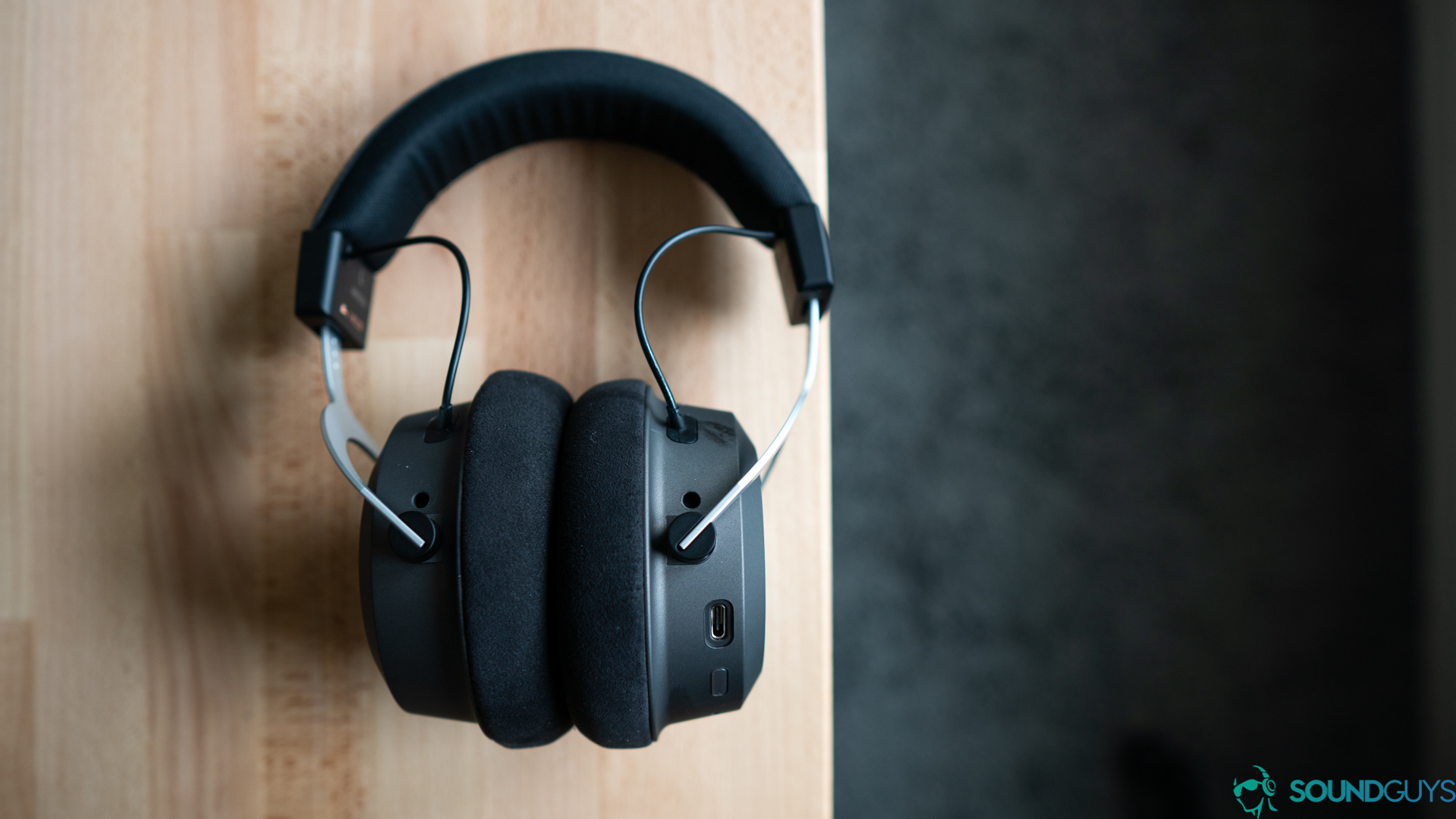 Beyerdynamic Amiron Wireless review - SoundGuys