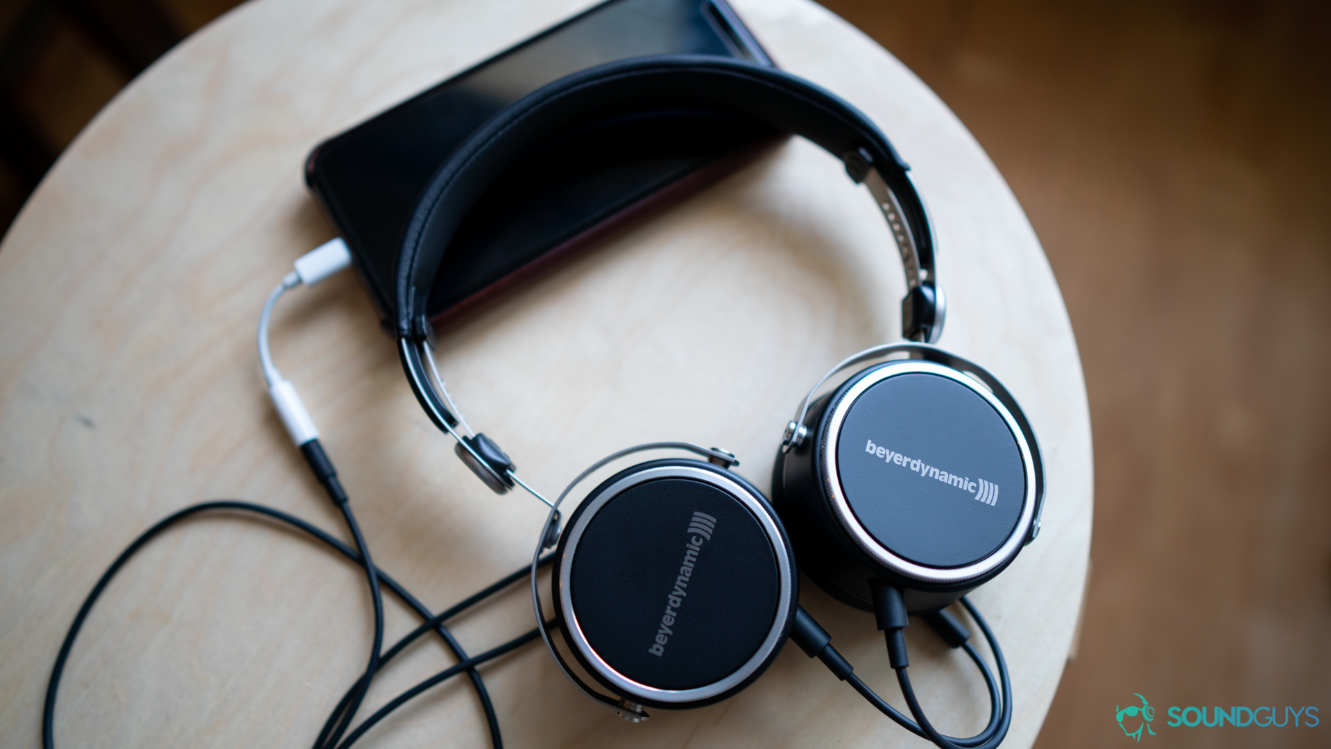 Over-ear headphones articles - SoundGuys