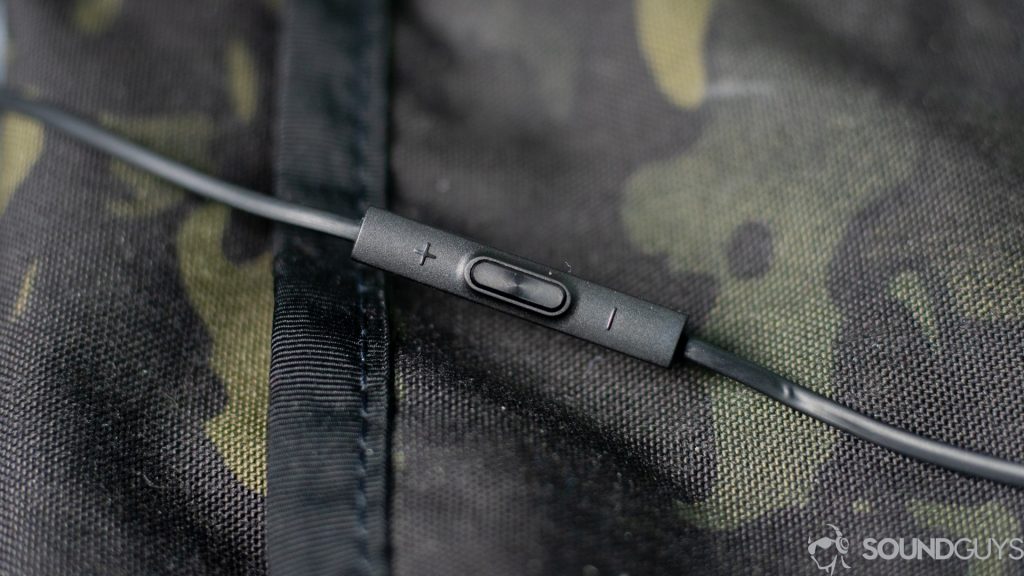 Close-up of the control module of the OnePlus Type-C Bullets. 