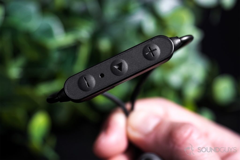 SoundPeats Engine: The in-line three-button control module.