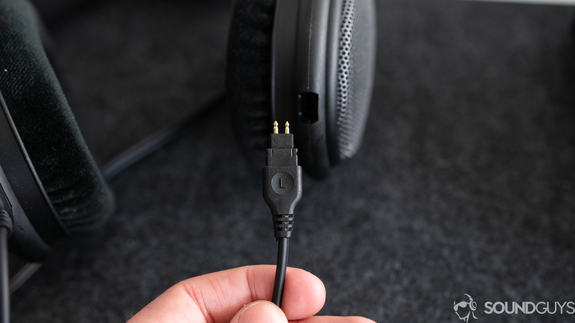 Pictured is the OFC cable of the Sennheiser HD 58X.