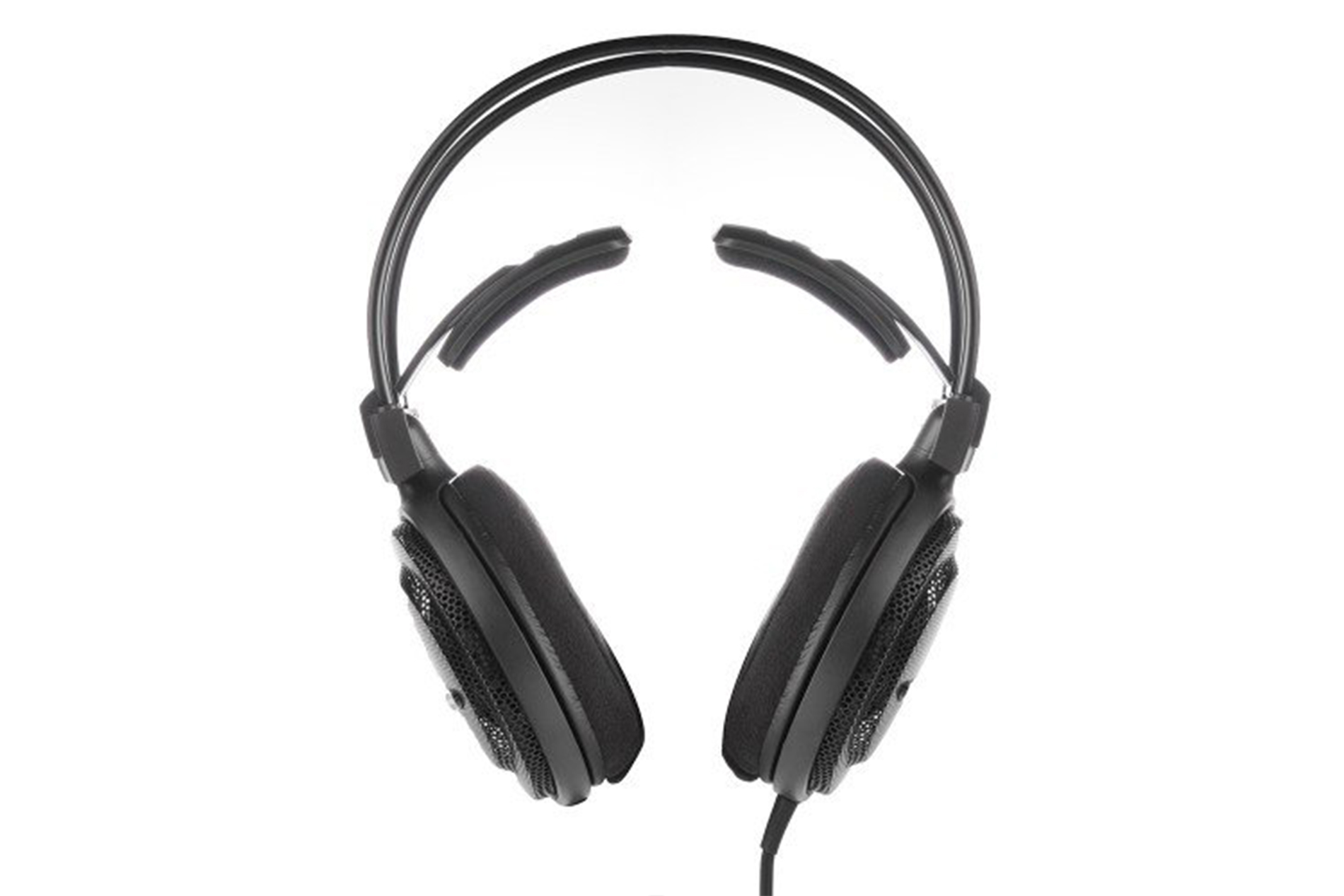 Audio-Technica ATH-AD900x-3 Audio-Technica -AD900x headphones straight-on product image against white background.