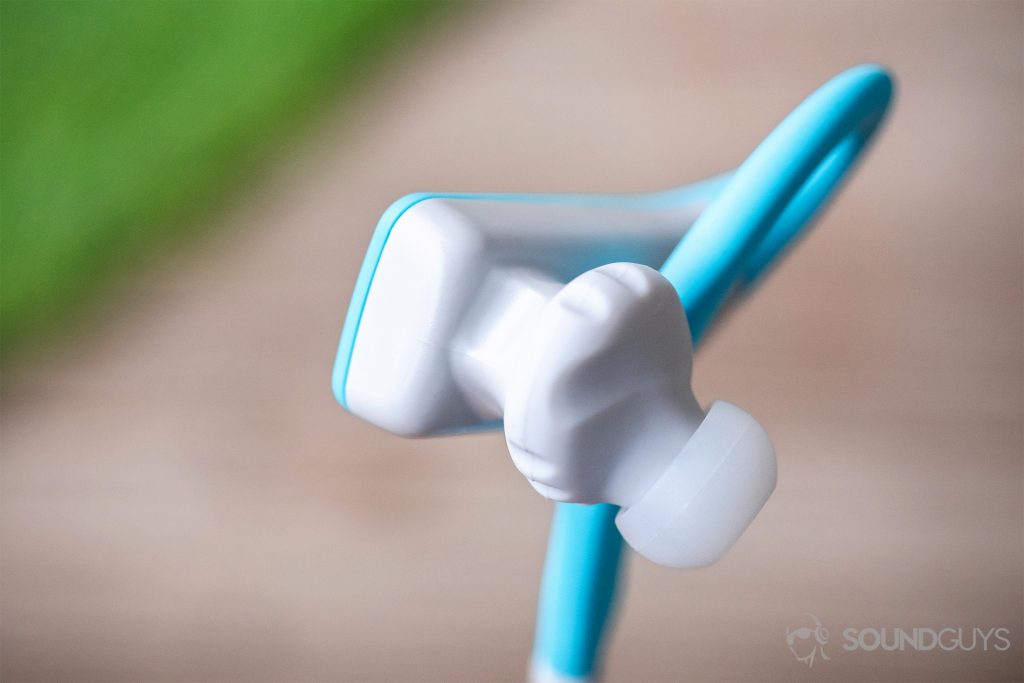 JBL Endurance Dive: A close-up of the back of the earbud where the magnet is located.