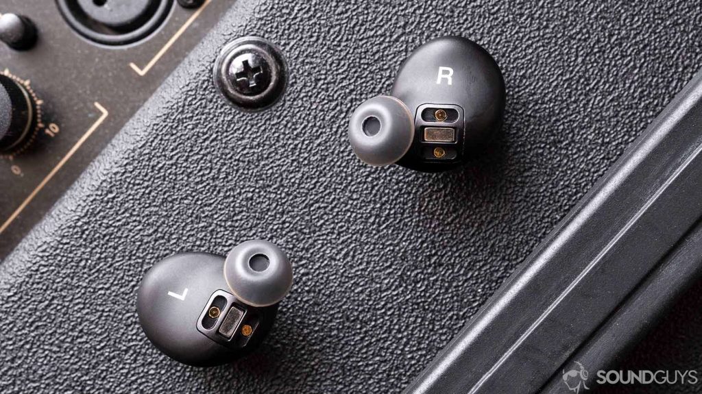 AirPods 2 alternative Creative Outlier Air: Top-down image of the earbuds with the nozzles facing upward.