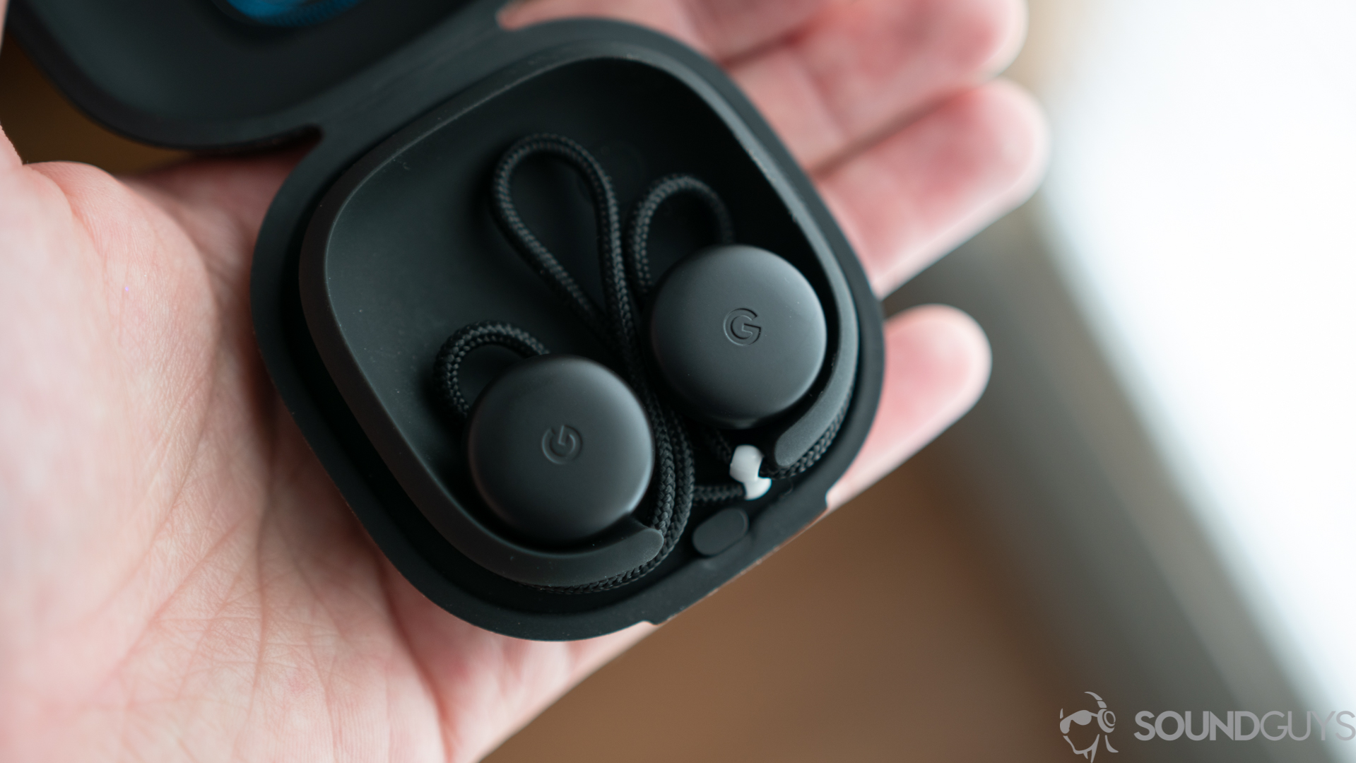 Google Pixel Buds with Wireless Charging Case