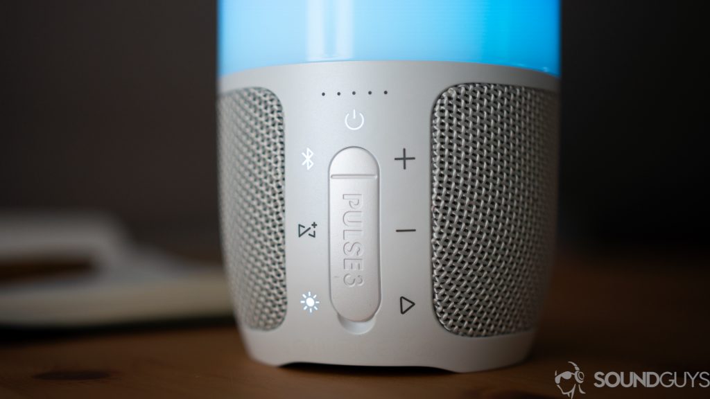 Close-up shot of the JBL Pulse 3 buttons along the back. 