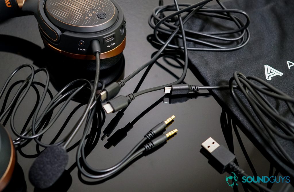 What's in the box of the Audeze Mobius.
