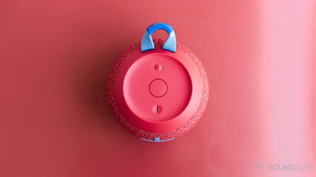Aerial image of the UE Wonderboom 2 buttons.