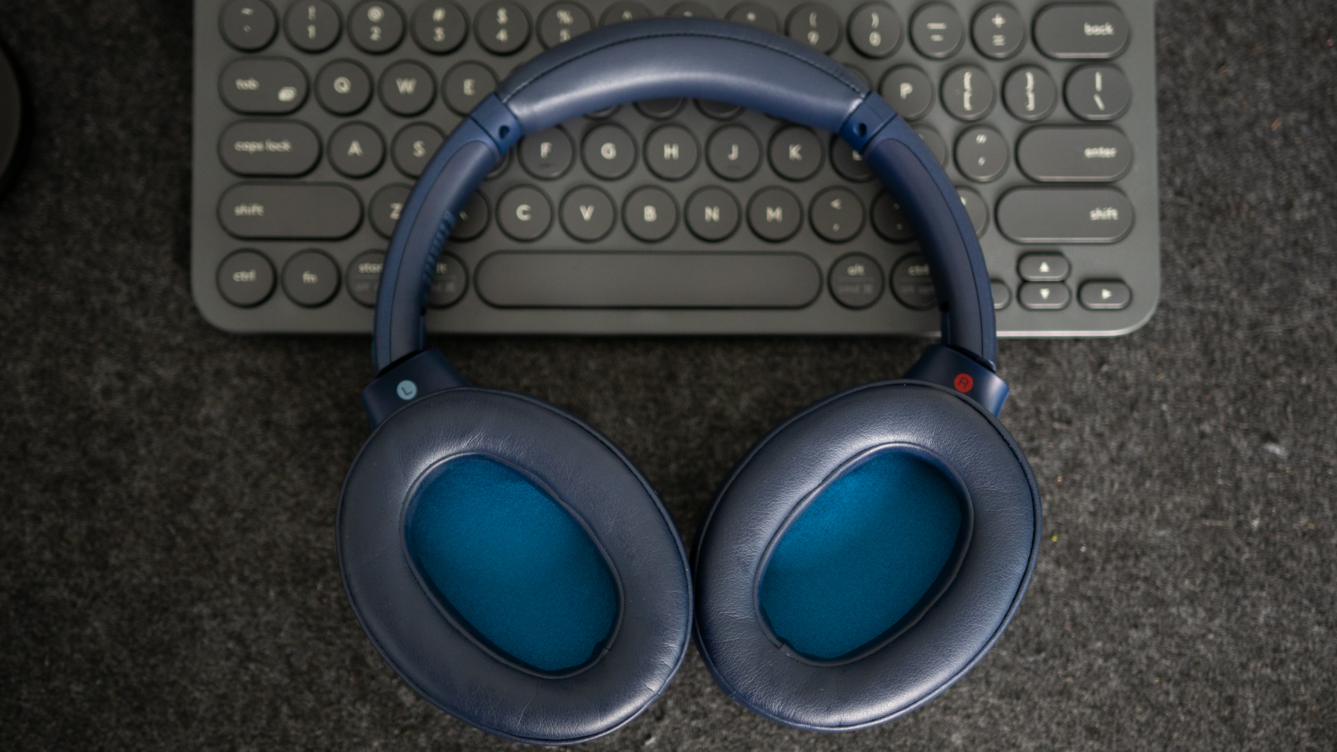 WH-XB900N, Wireless Noise Cancelling Headphones with EXTRA BASS™ Sound, Sony