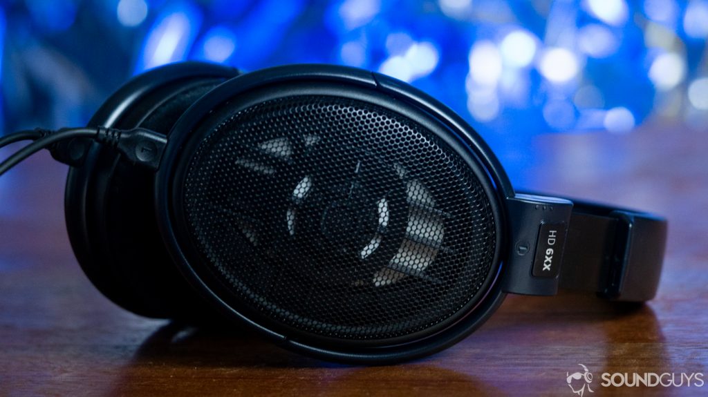 A photo of the Drop x Sennheiser HD 6XX on a desk.