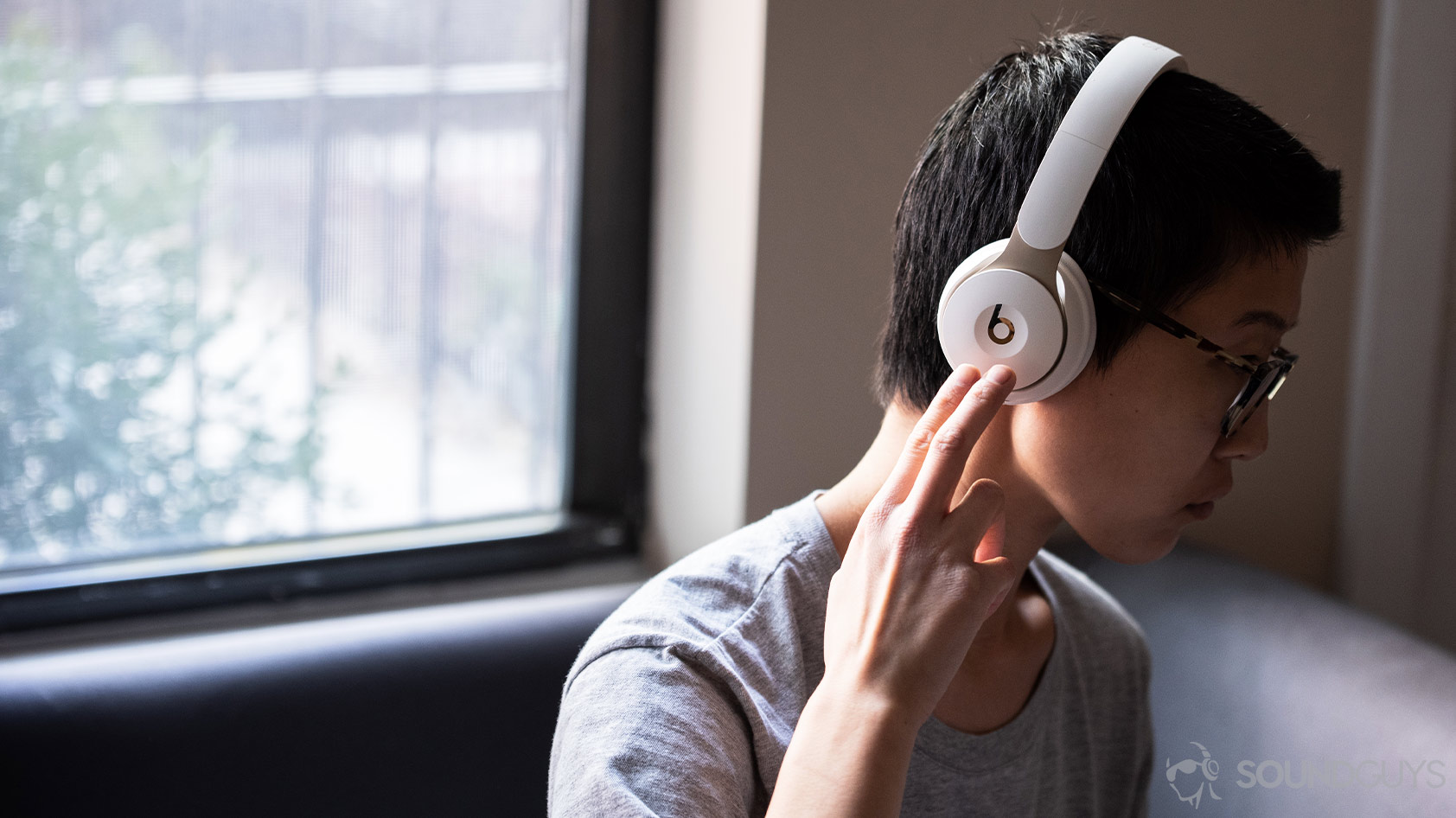 Beats Solo Pro review: Good but discontinued - SoundGuys