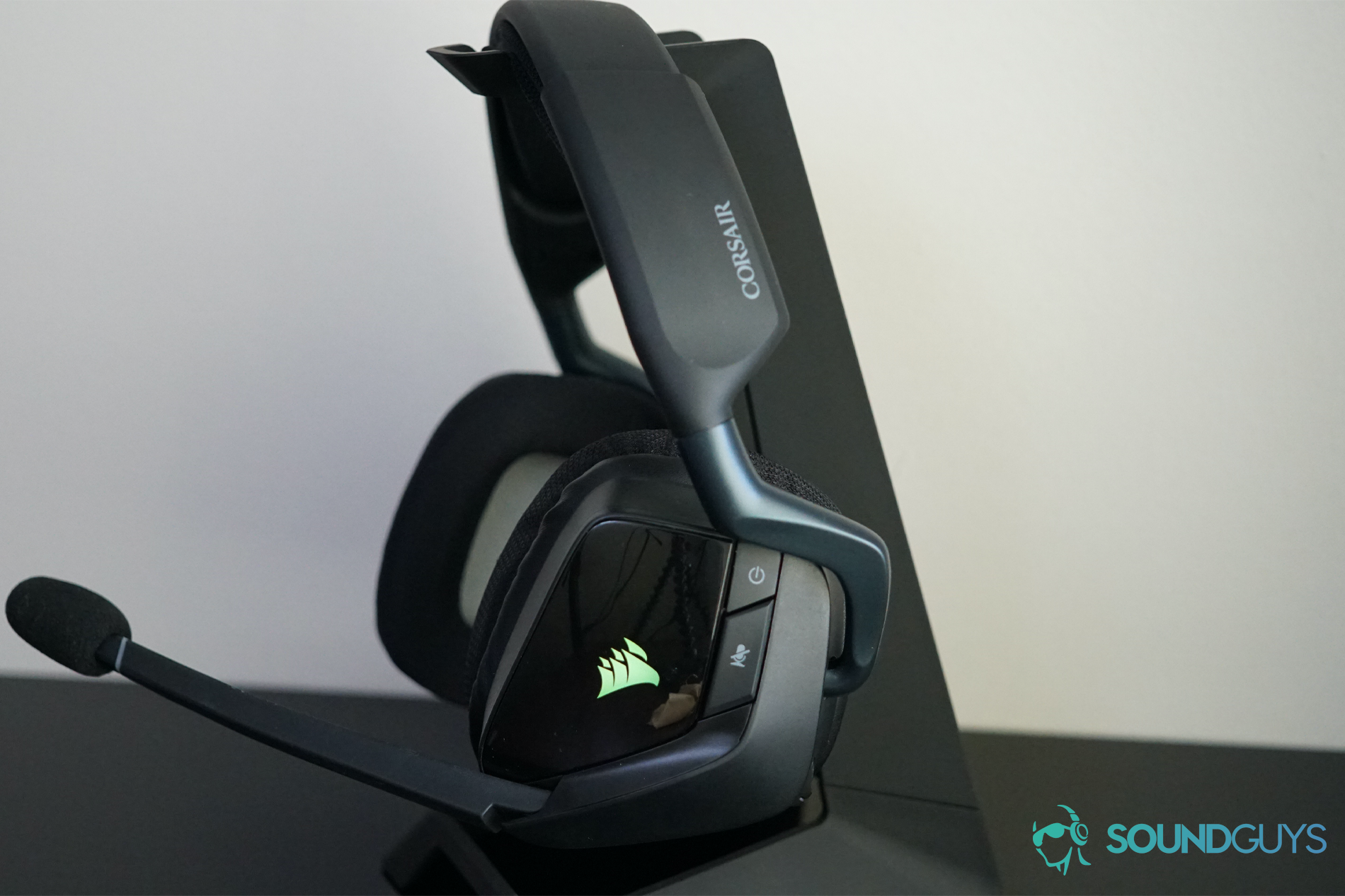 Farmakologi Indirekte Minde om Corsair Void RGB Elite USB Gaming Headset Review: A Mic To Be Reckoned With  Tom's Hardware | icbritanico.edu.ar
