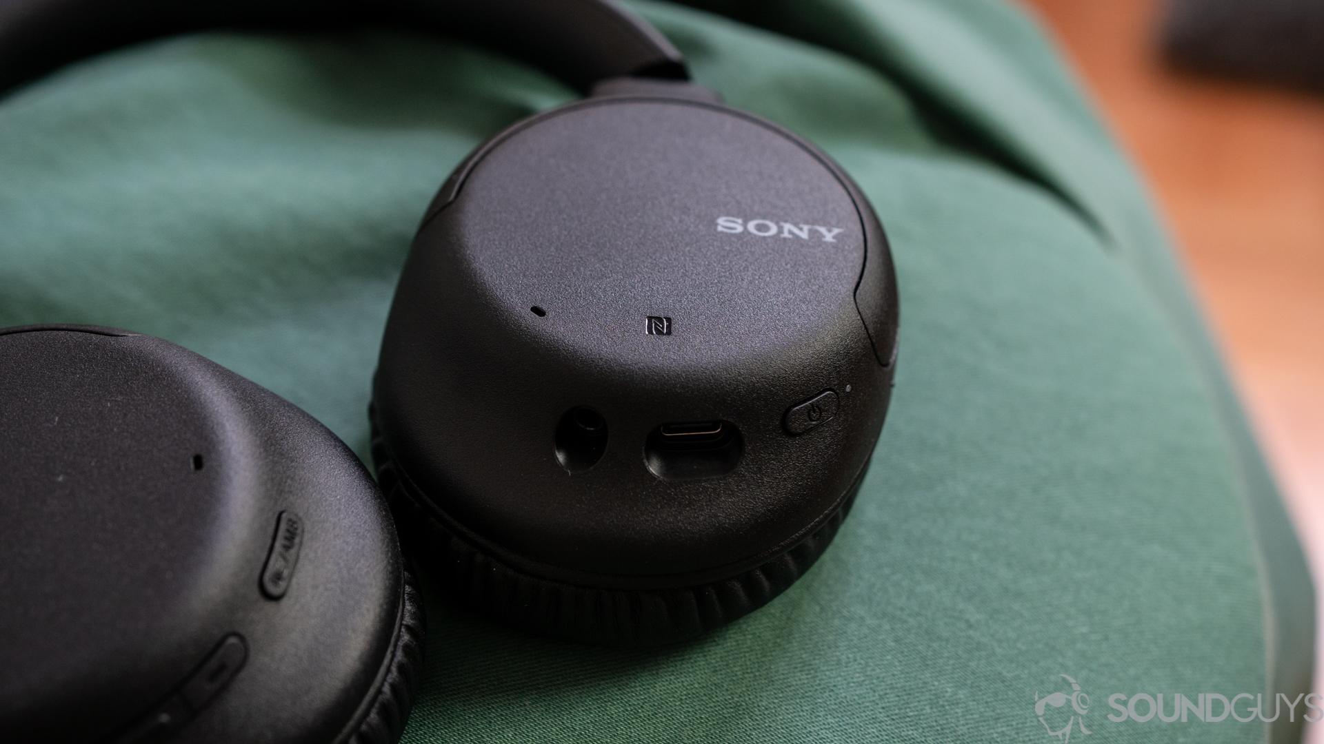 Shot of the NFC logo on the Sony WH-CH710N earcup