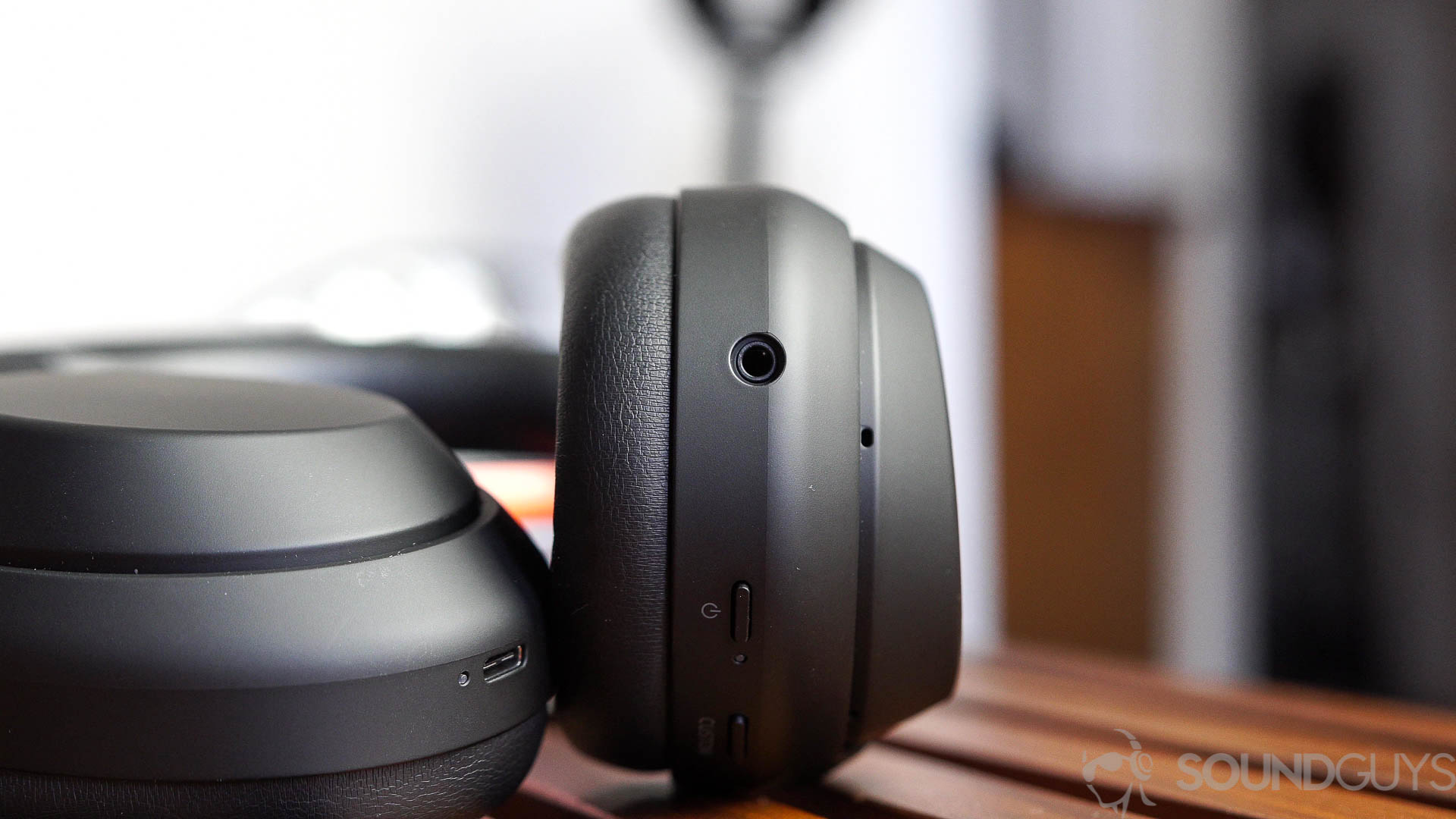 Sony WH-1000XM4 vs Sony WH-1000XM3 - SoundGuys