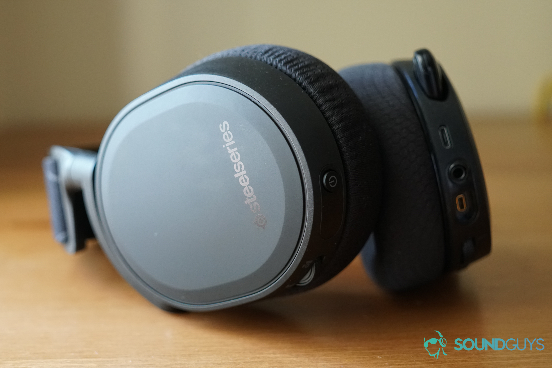 Steelseries Arctis 7 19 Review Wireless Gaming On A Budget