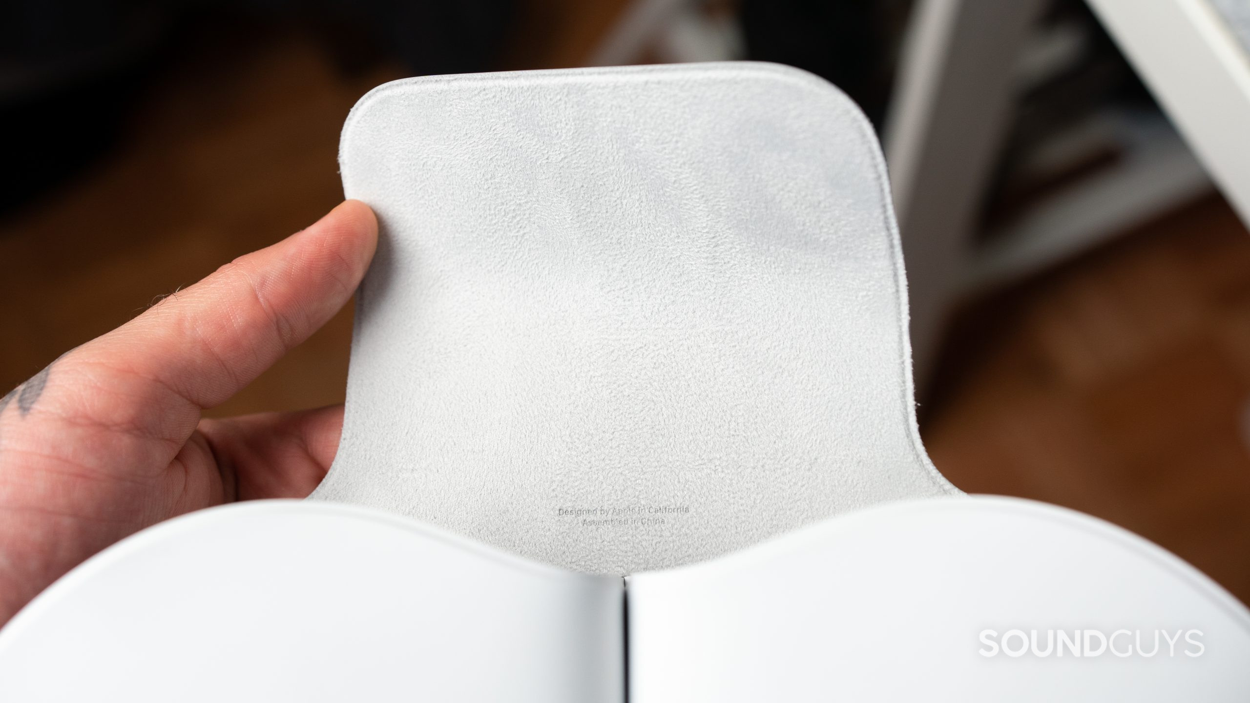 These are Apple's new Smart Cases for AirPods Max