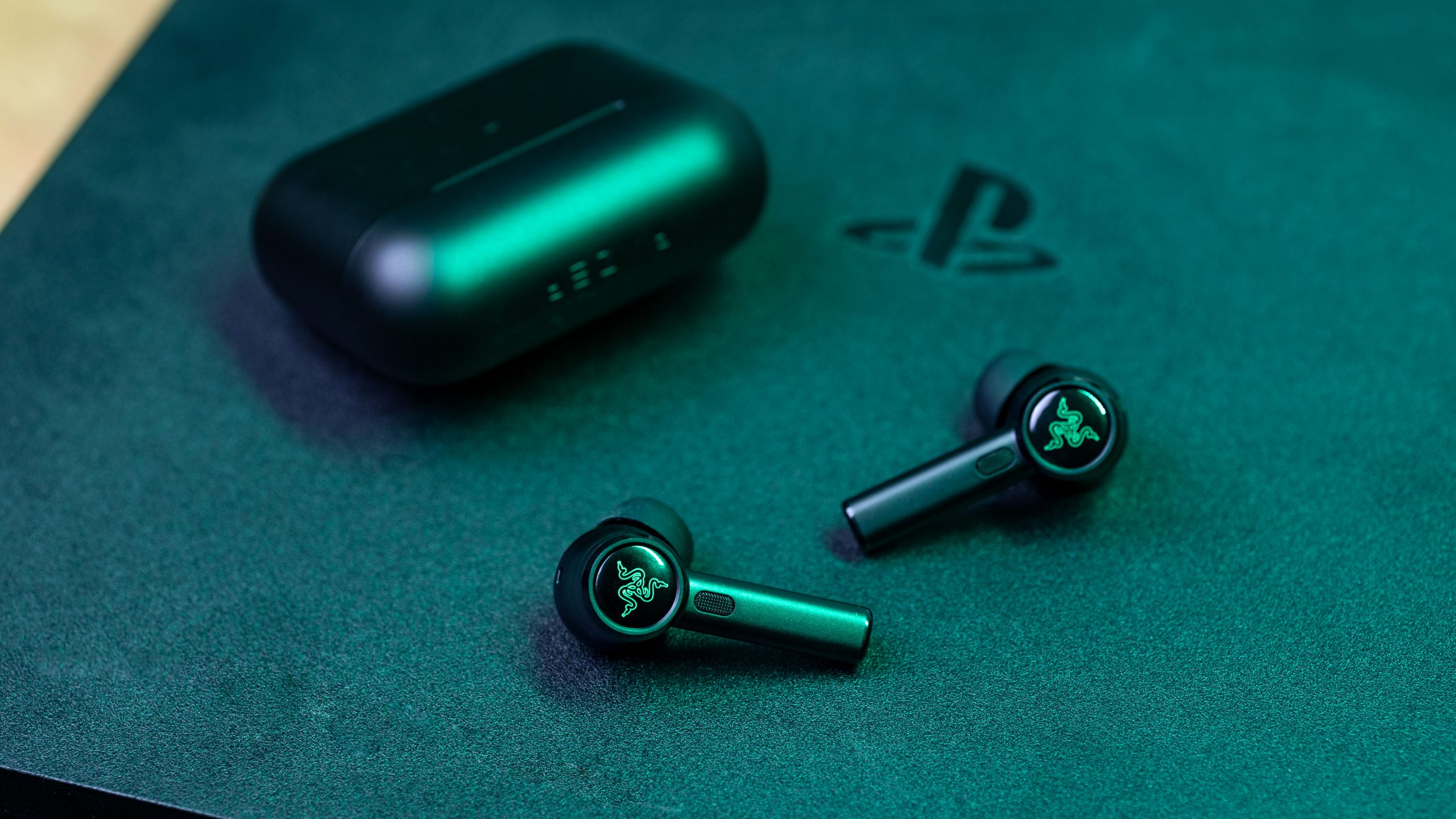 Razer Hammerhead True Wireless - Wireless Earbuds Bluetooth 5.0 (Ultra-Low  Latency Bluetooth In-Ear Headphones, Water-resistant, Touch-Enabled & with  Charging Case) 