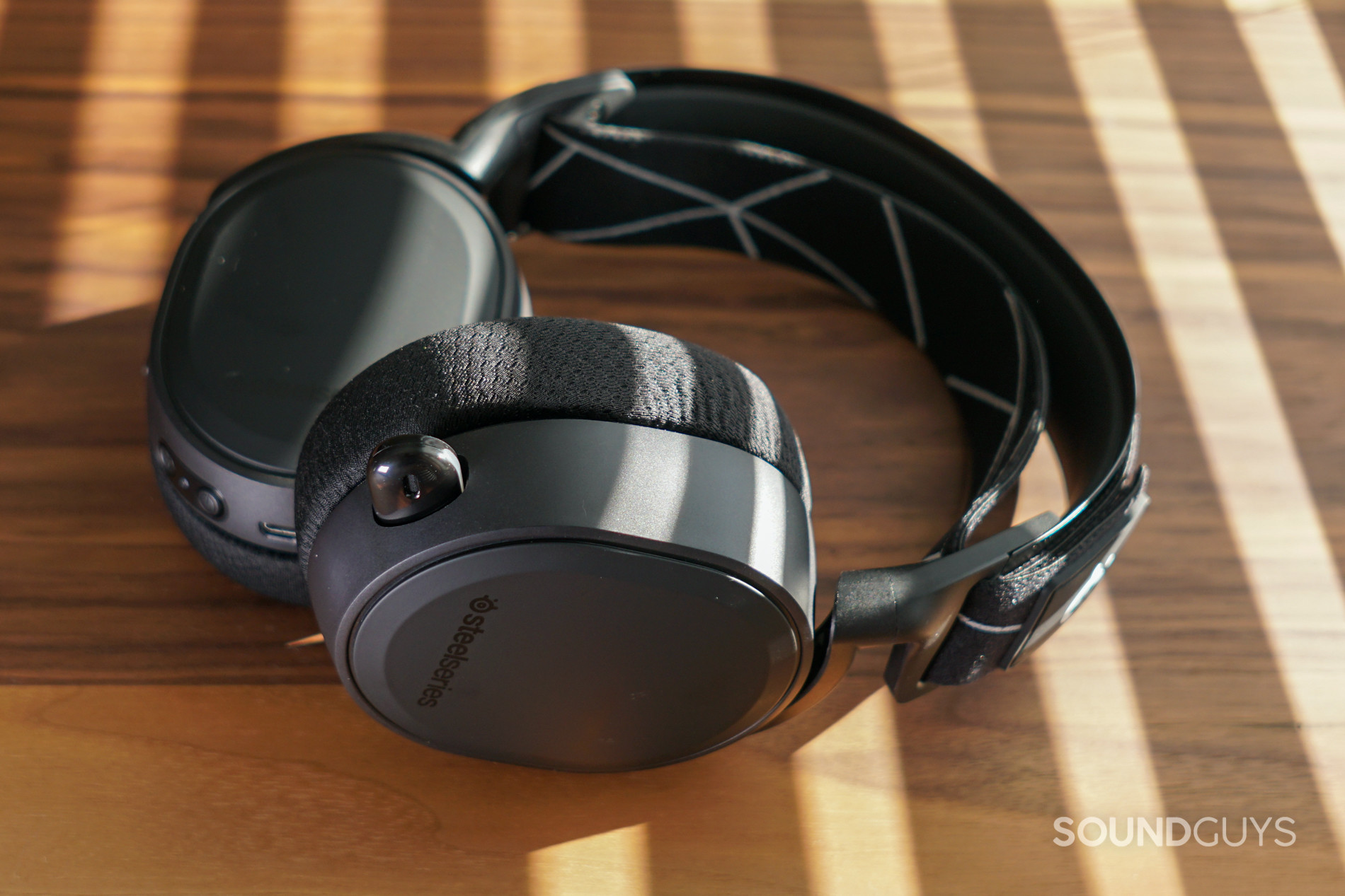 SteelSeries Arctis 9 Wireless Review 