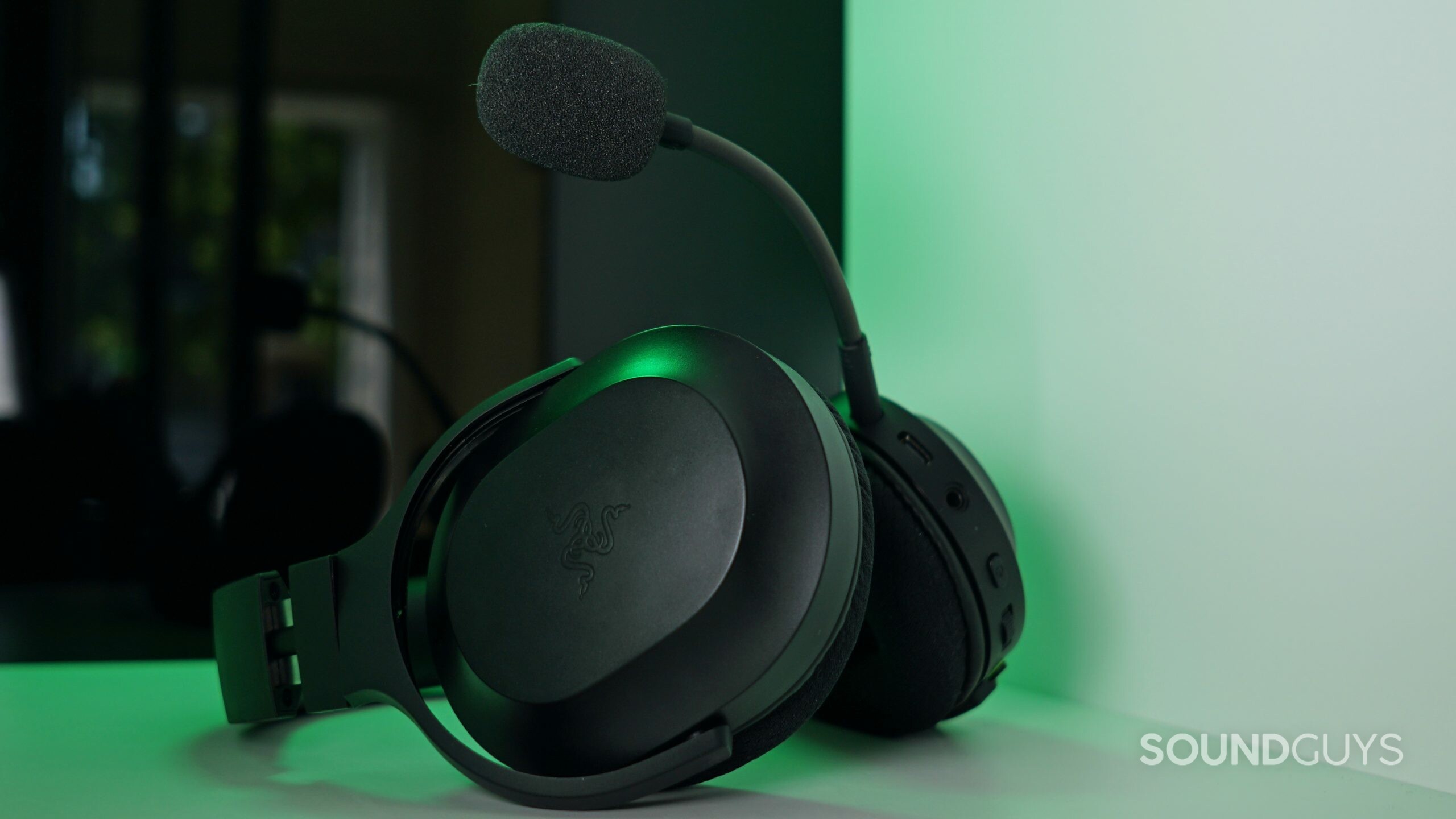 Razer Barracuda X Review: Multi-platform wireless with Razer's latest tech