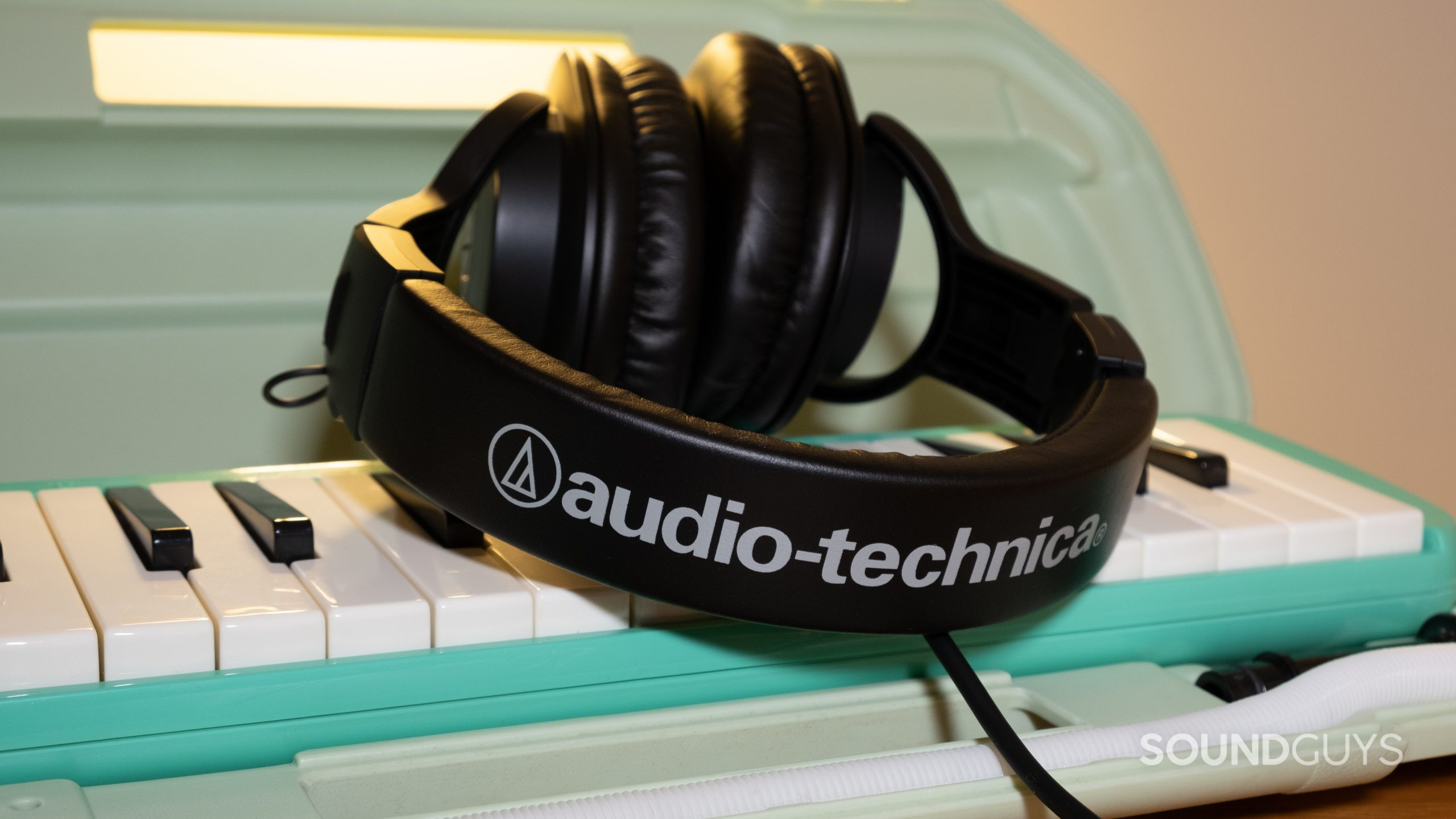 Close up of the headband of the Audio-Technica ATH-M20x.