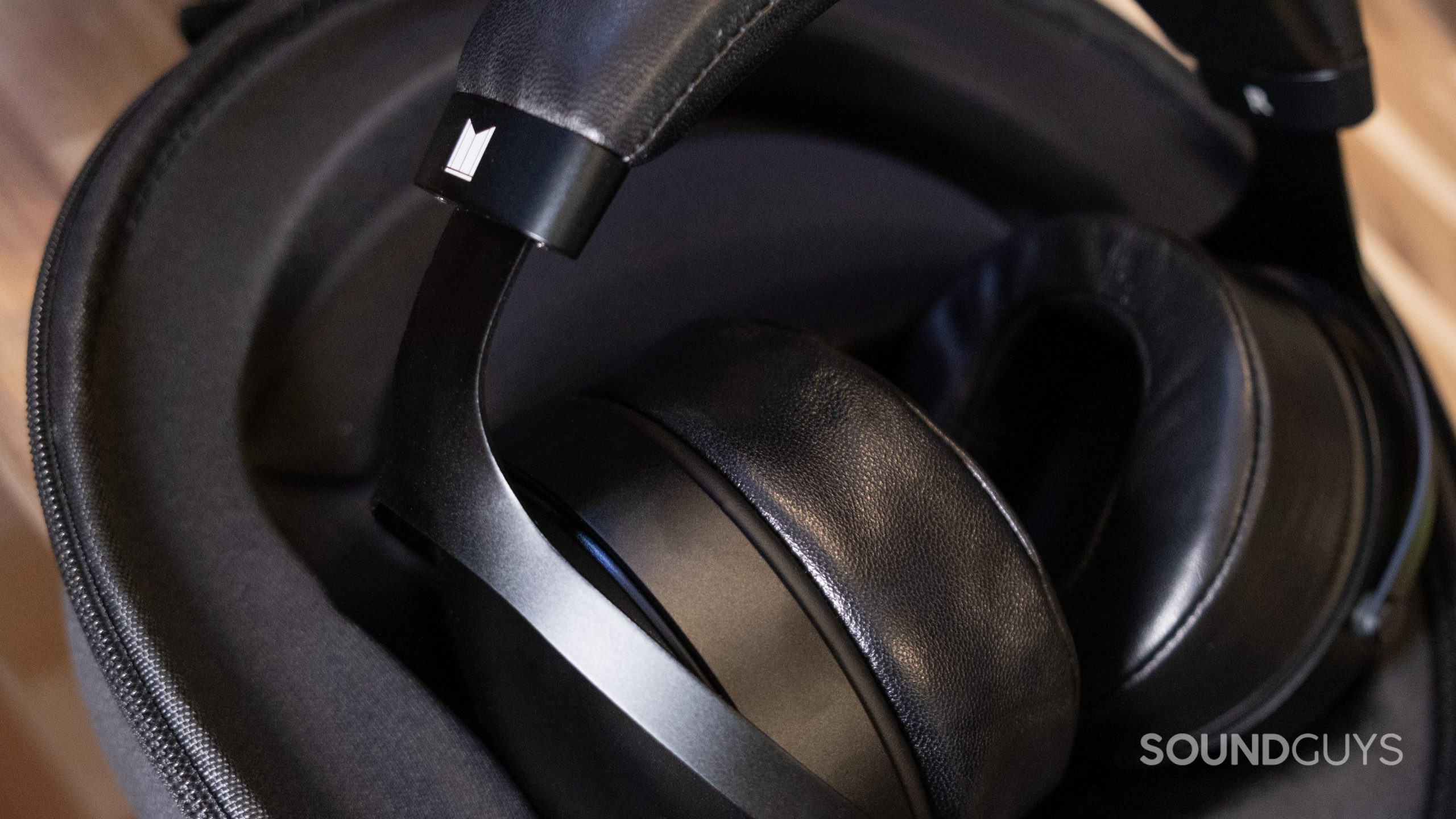 The Monolith by Monoprice M1070C stands up inside the molded case.