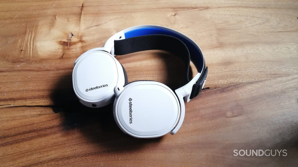 SteelSeries Arctis 7P+ Wireless from a higher view