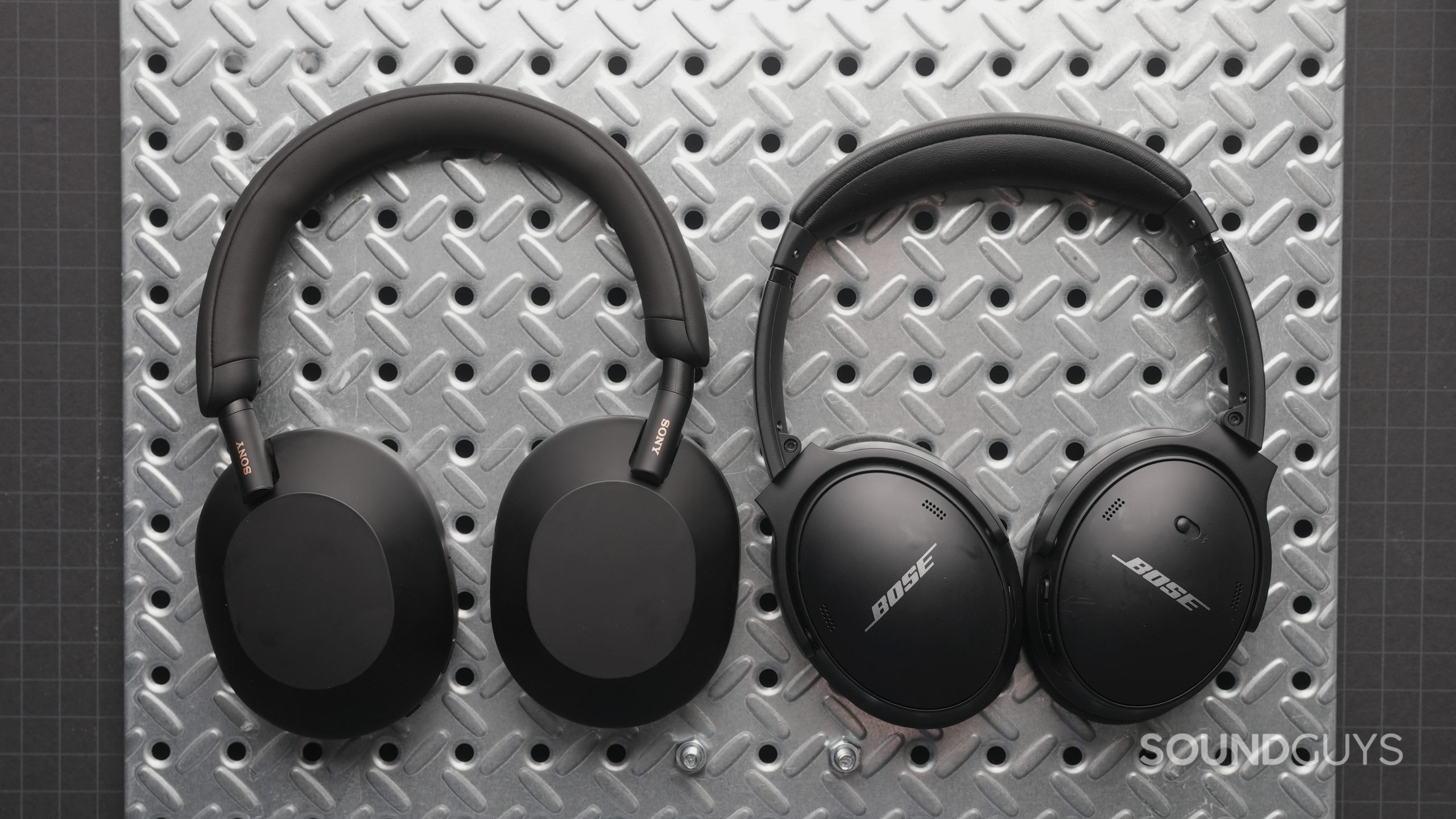 Bose QuietComfort Headphones vs Bose QuietComfort 45 - SoundGuys