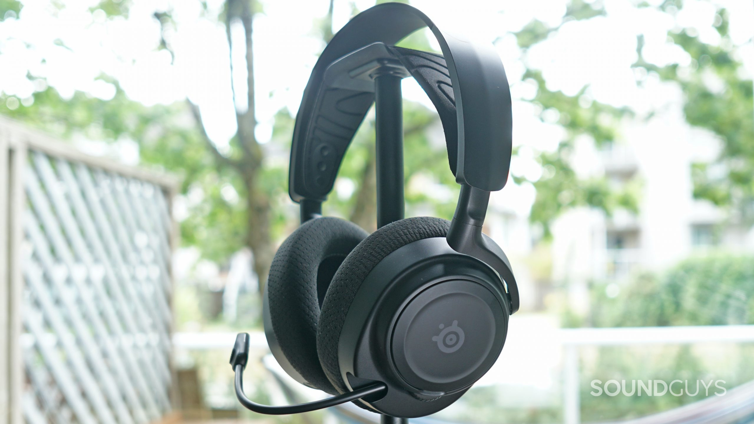 SteelSeries Arctis Nova 7 Wireless review - SoundGuys