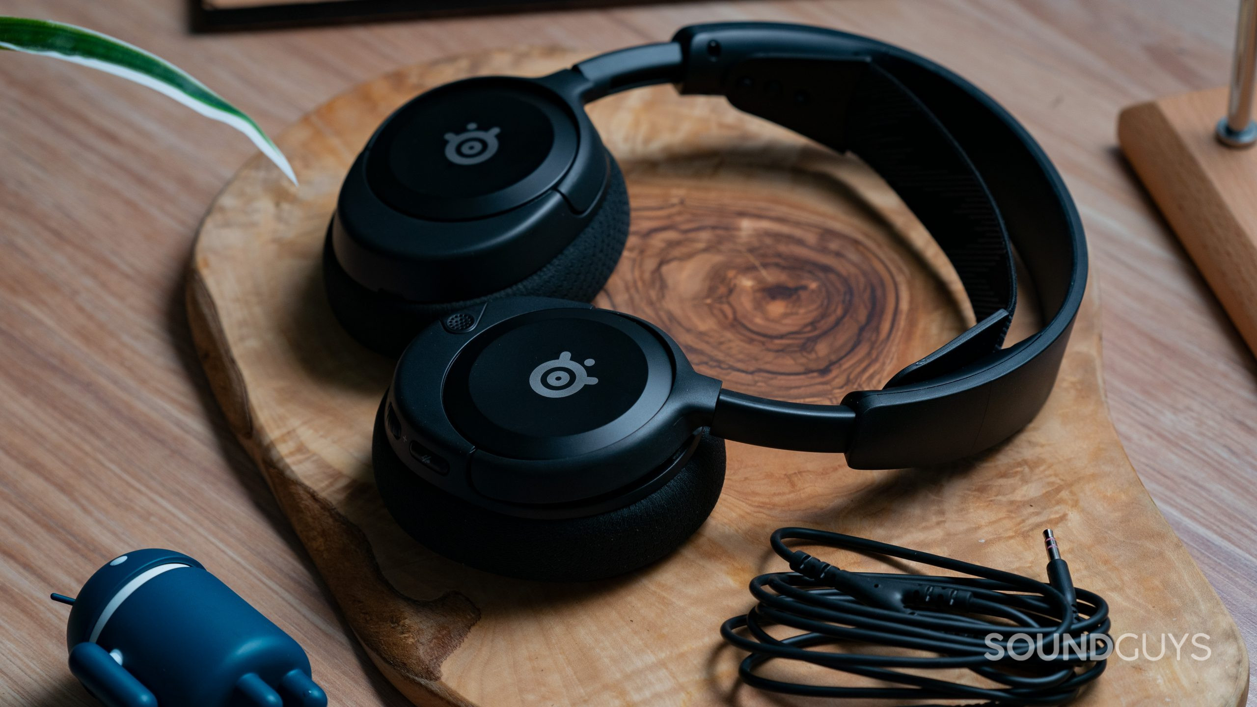 SteelSeries Arctis Nova 1 Gaming Headset Review •