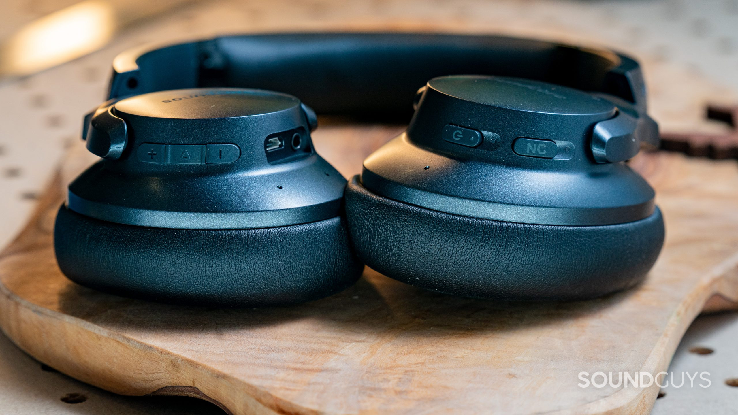 Anker Soundcore Life Q20 wireless noise canceling headphones buttons on each headphone.