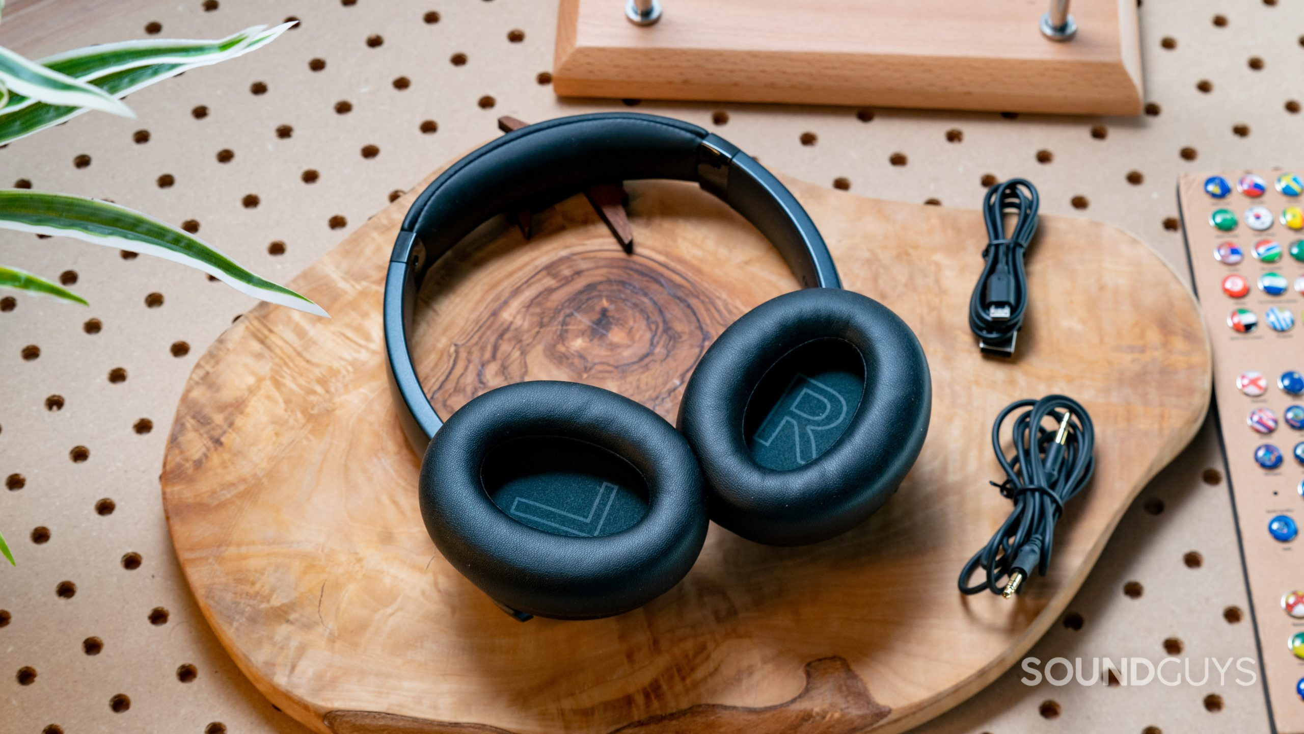 Best noise canceling headphones for 2024 - SoundGuys