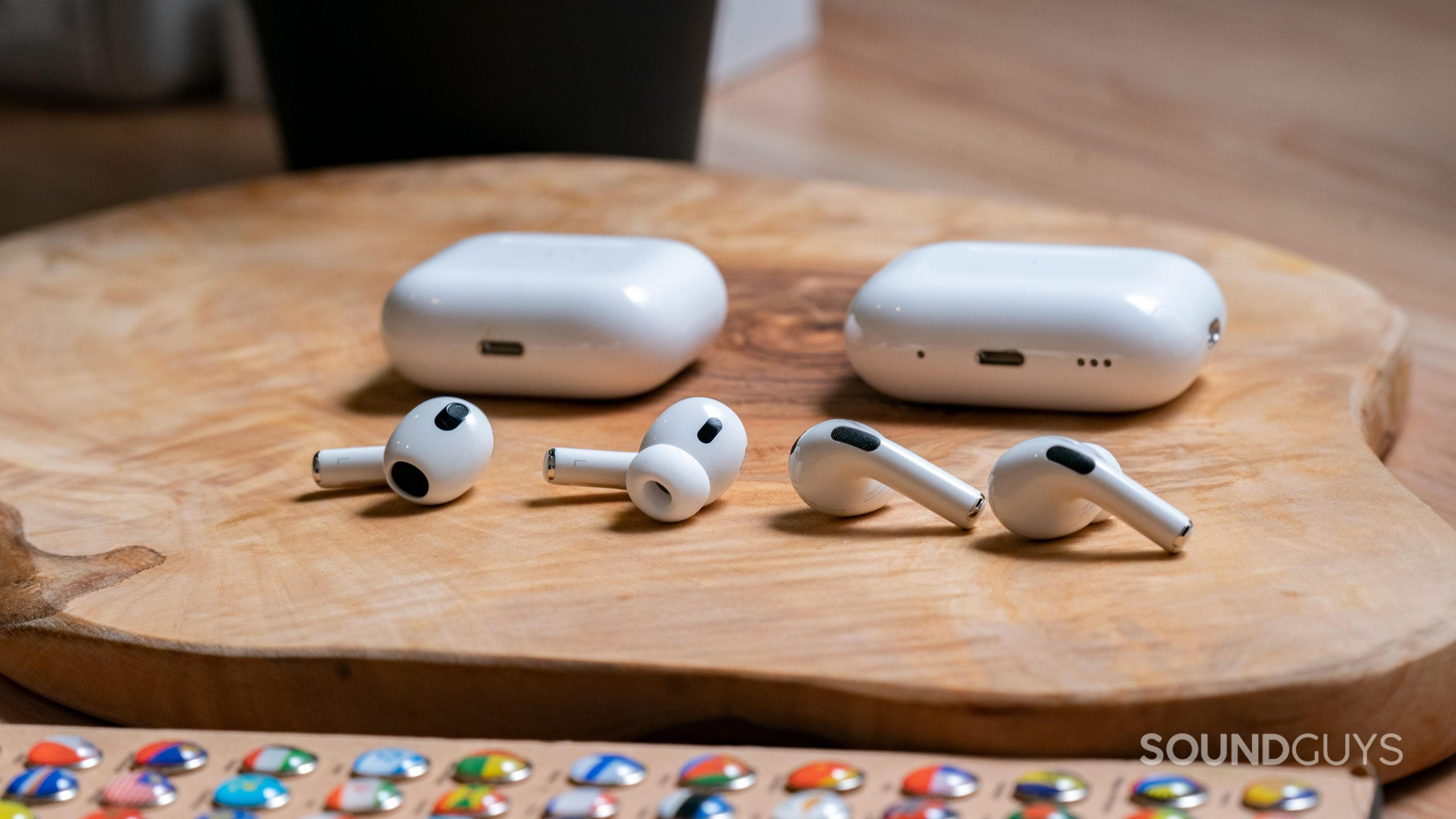 Appl AirPods Pro (2nd Gen) vs AirPods (3rd Gen) - SoundGuys